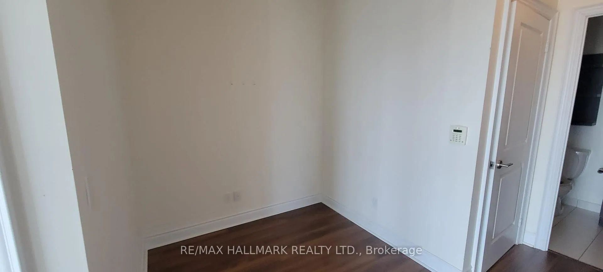 Photo 8 of Unit 2301, 28 Ted Rogers Way, Toronto, Church-Yonge Corridor — HOMEH