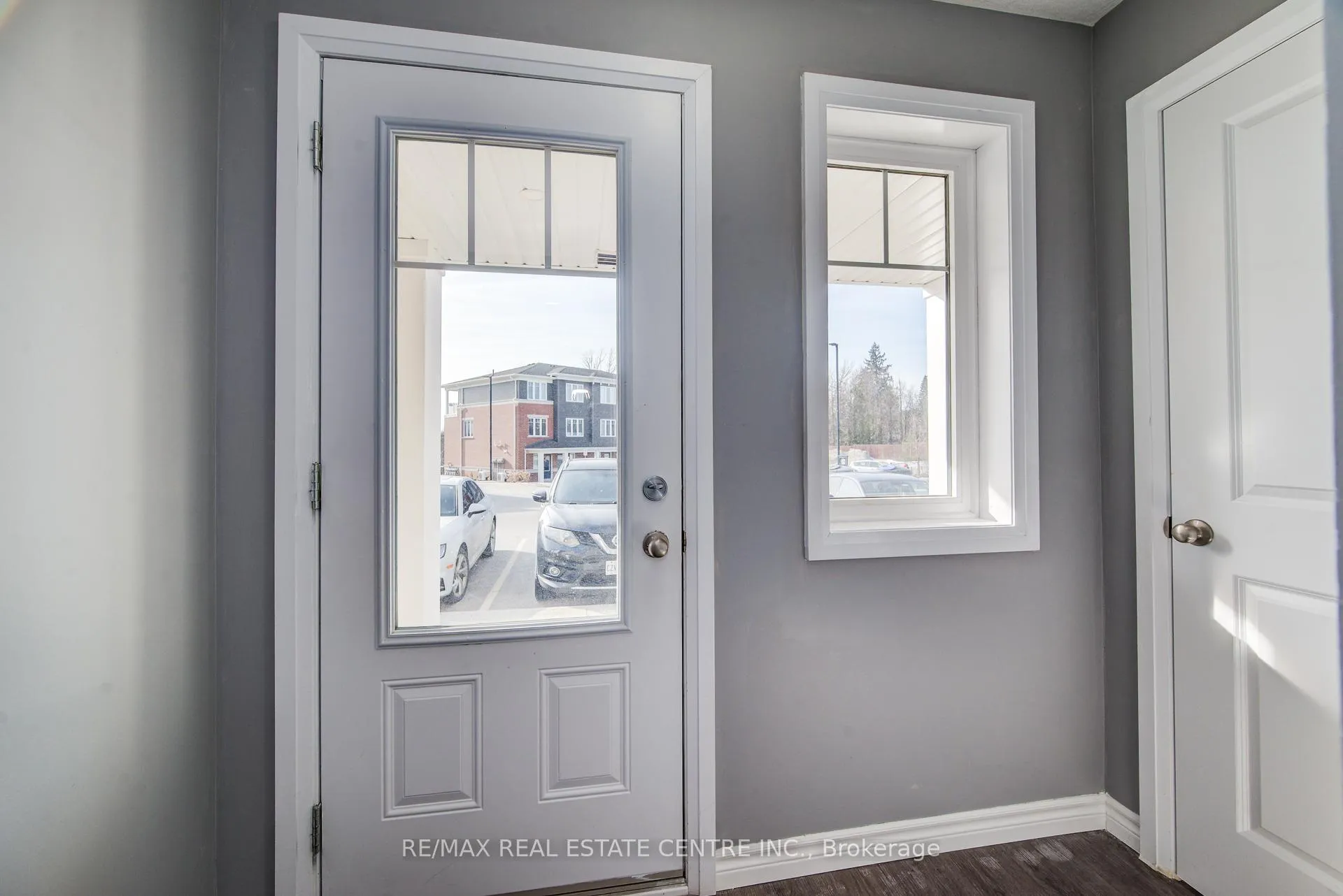 Photo 4 of Unit D5, 24 Morrison Road, Kitchener — HOMEH