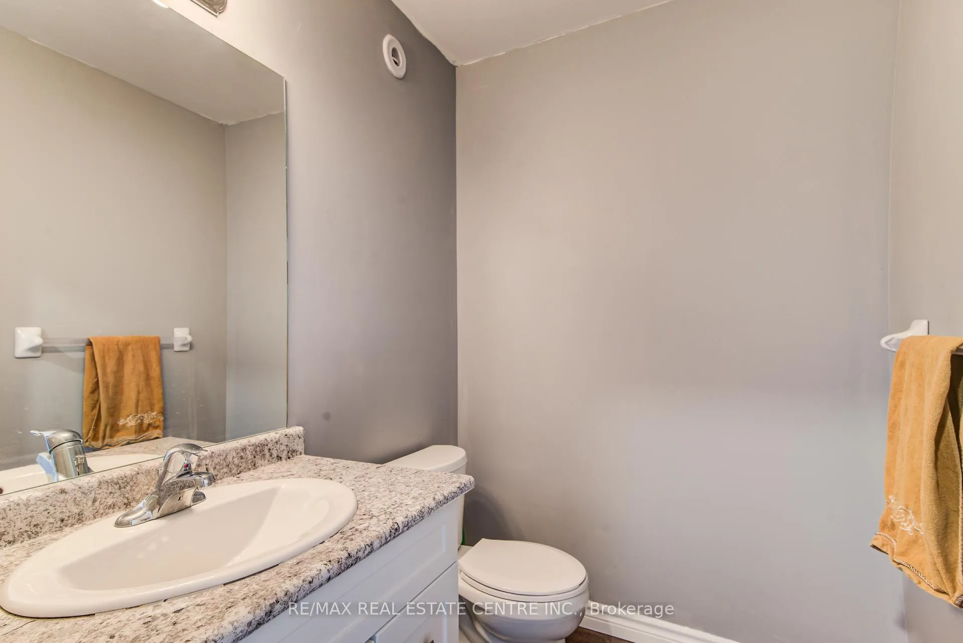 Photo 5 of Unit D5, 24 Morrison Road, Kitchener — HOMEH