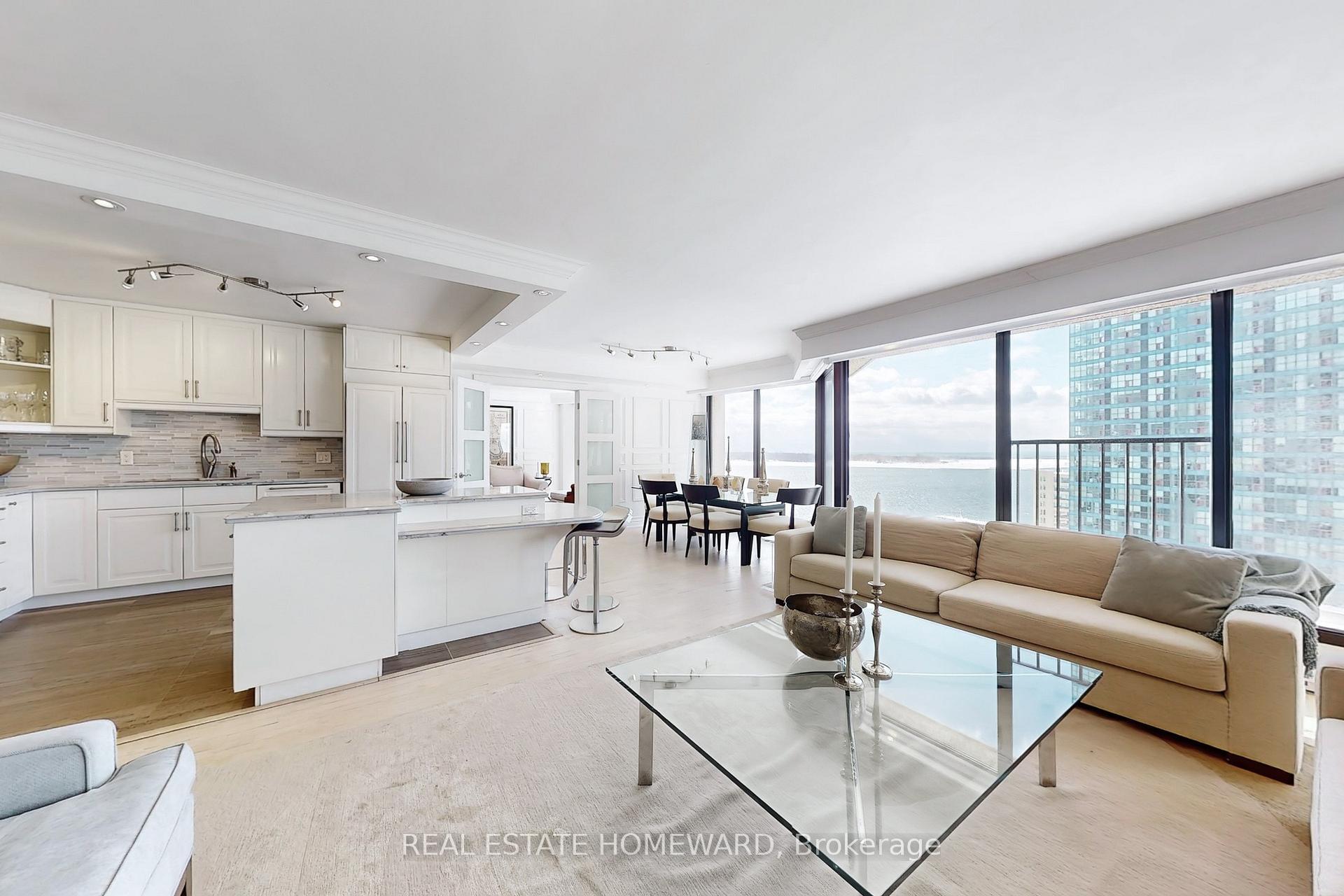 Photo 3 of Unit 1404, 65 Harbour Square, Toronto, Waterfront Communities — HOMEH