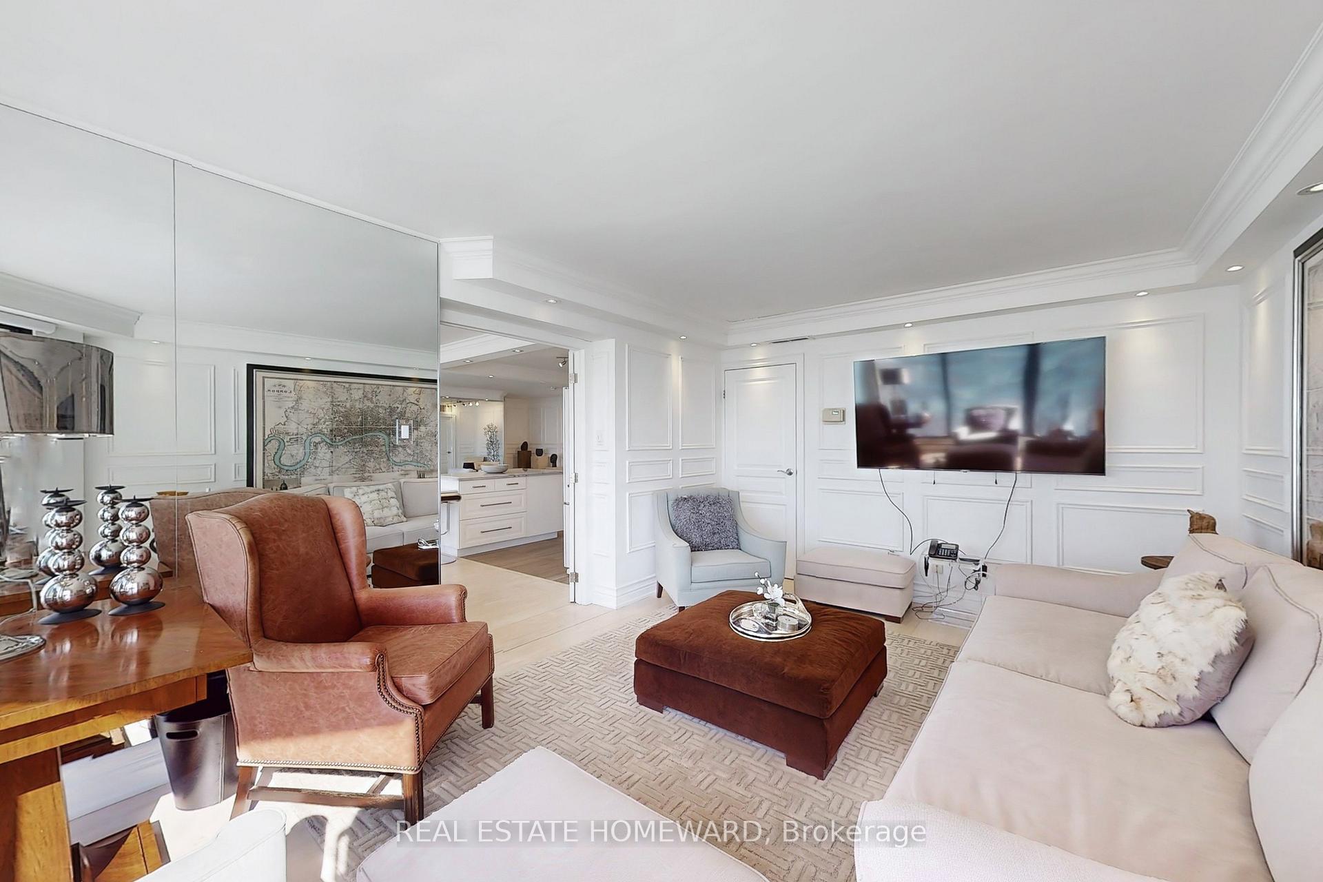 Photo 17 of Unit 1404, 65 Harbour Square, Toronto, Waterfront Communities — HOMEH