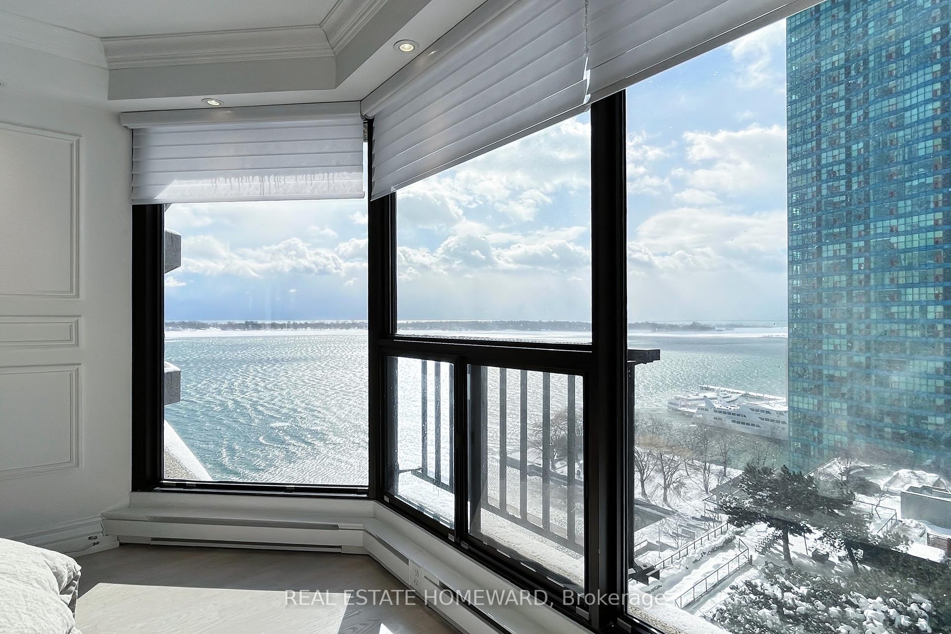 Photo 24 of Unit 1404, 65 Harbour Square, Toronto, Waterfront Communities — HOMEH