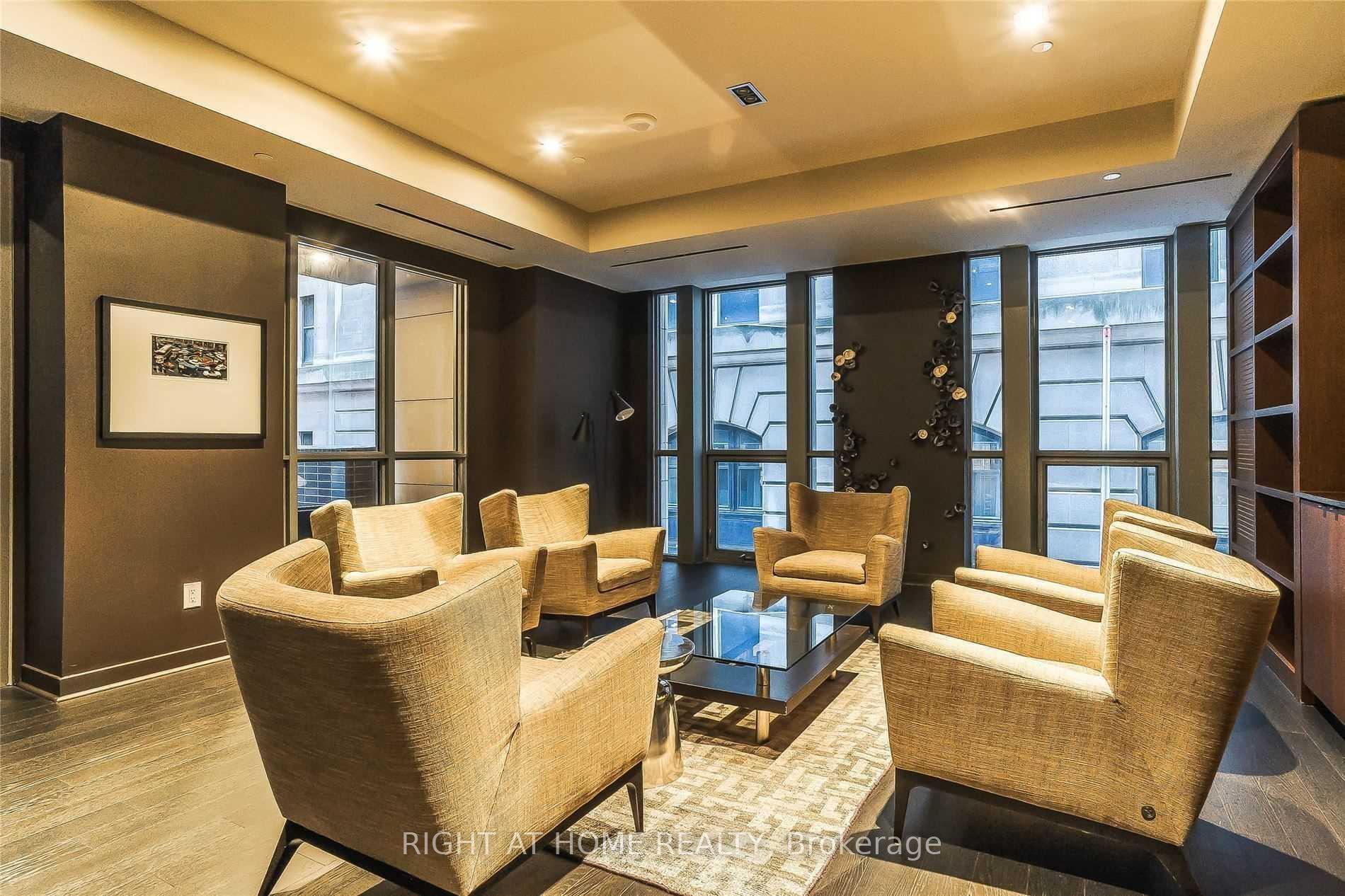 Photo 7 of Unit 4414, 70 Temperance Street, Toronto, Bay Street Corridor — HOMEH