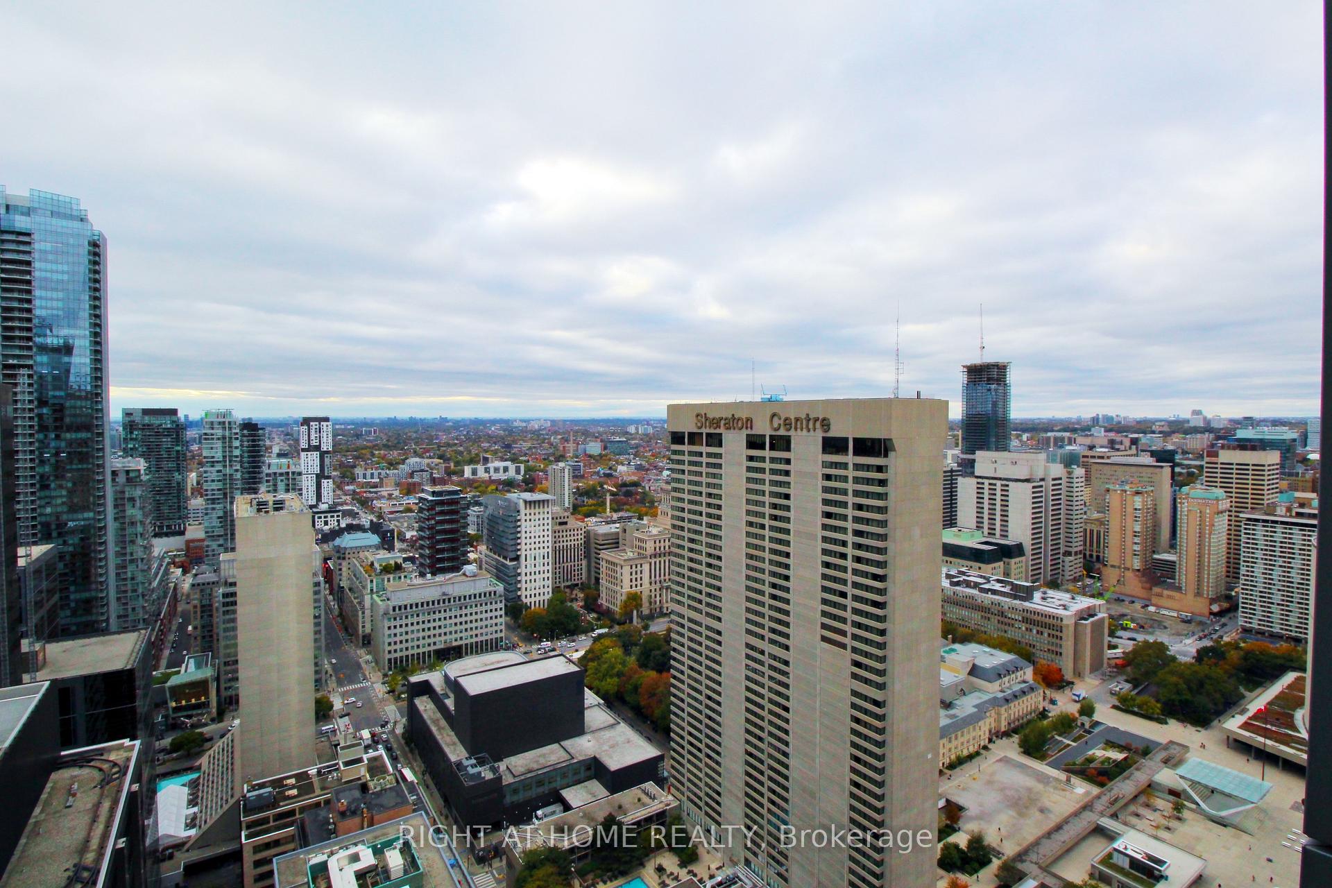 Photo 15 of Unit 4414, 70 Temperance Street, Toronto, Bay Street Corridor — HOMEH