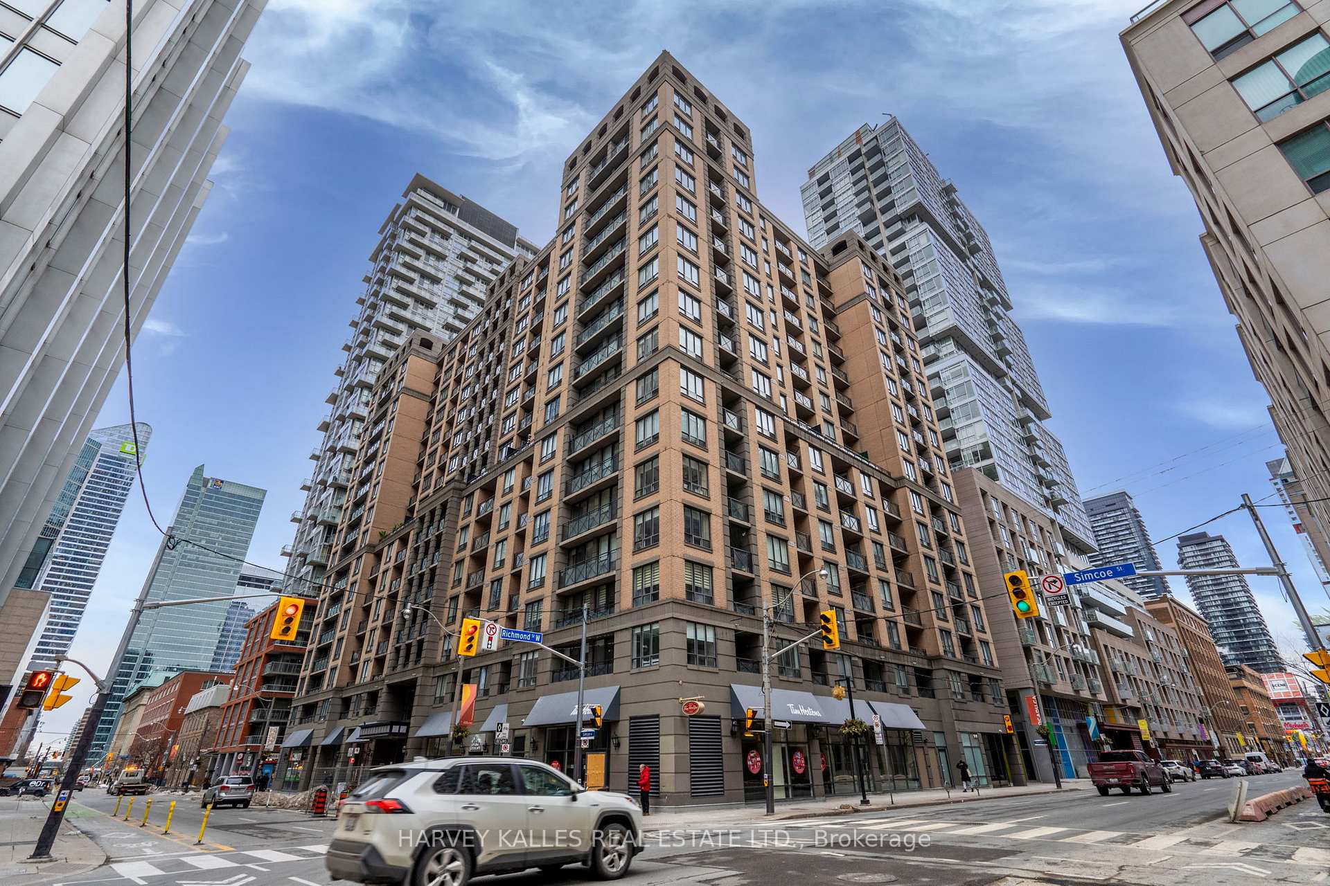 Photo 2 of Unit 1412, 140 Simcoe Street, Toronto, Waterfront Communities — HOMEH