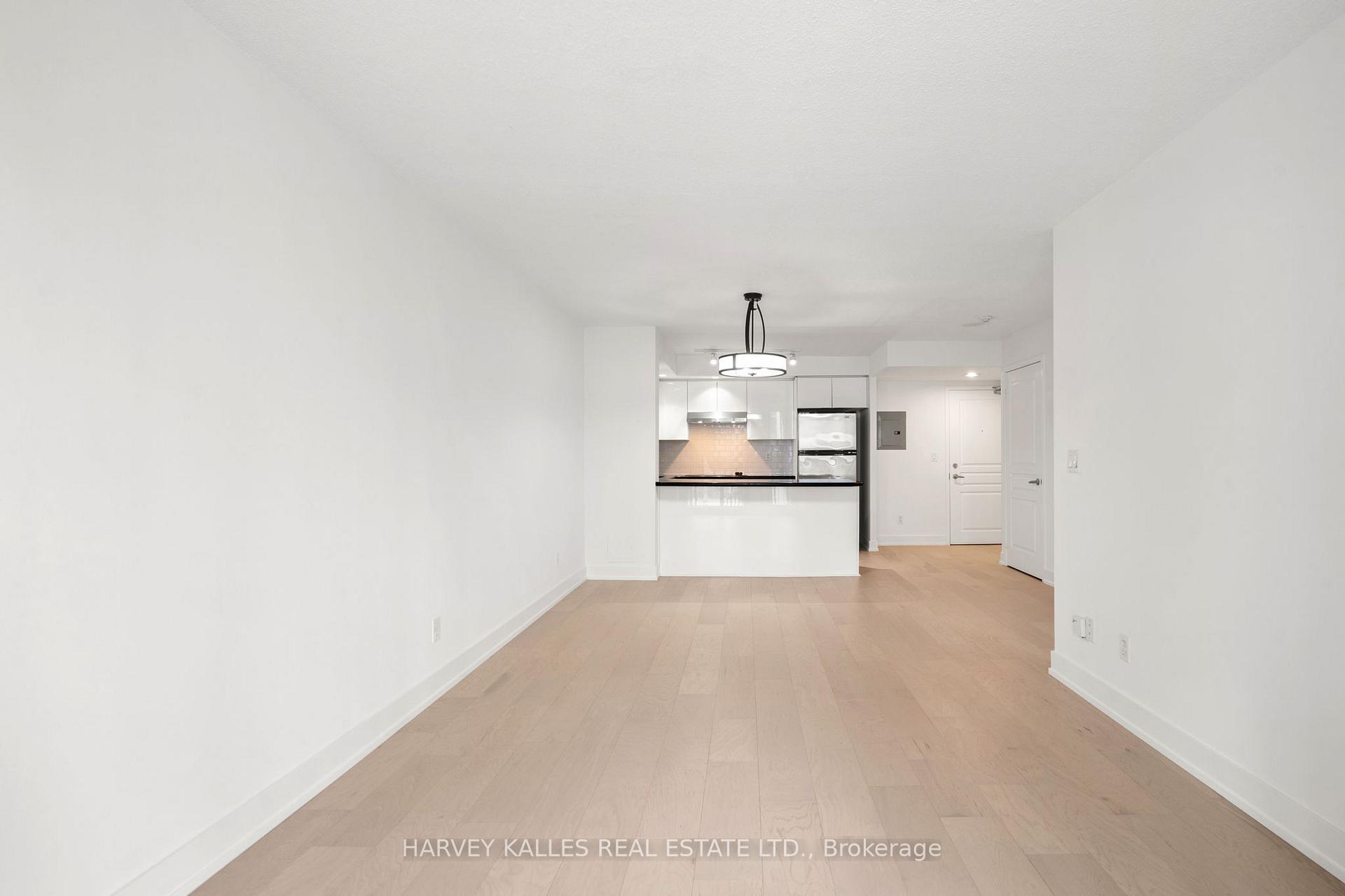 Photo 19 of Unit 1412, 140 Simcoe Street, Toronto, Waterfront Communities — HOMEH