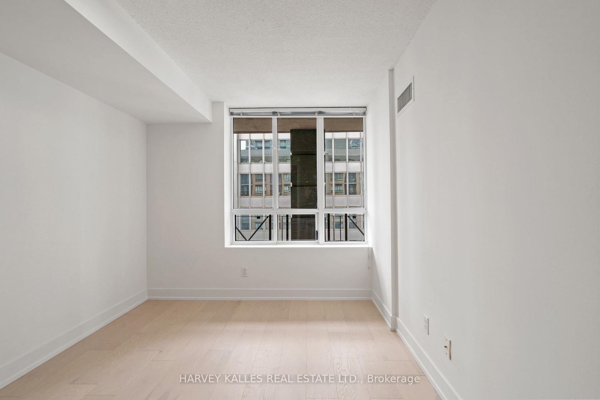 Photo 28 of Unit 1412, 140 Simcoe Street, Toronto, Waterfront Communities — HOMEH