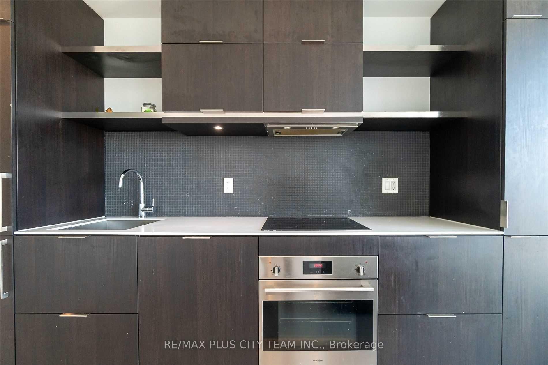 Photo 8 of Unit 2904, 197 Yonge Street, Toronto, Church-Yonge Corridor — HOMEH