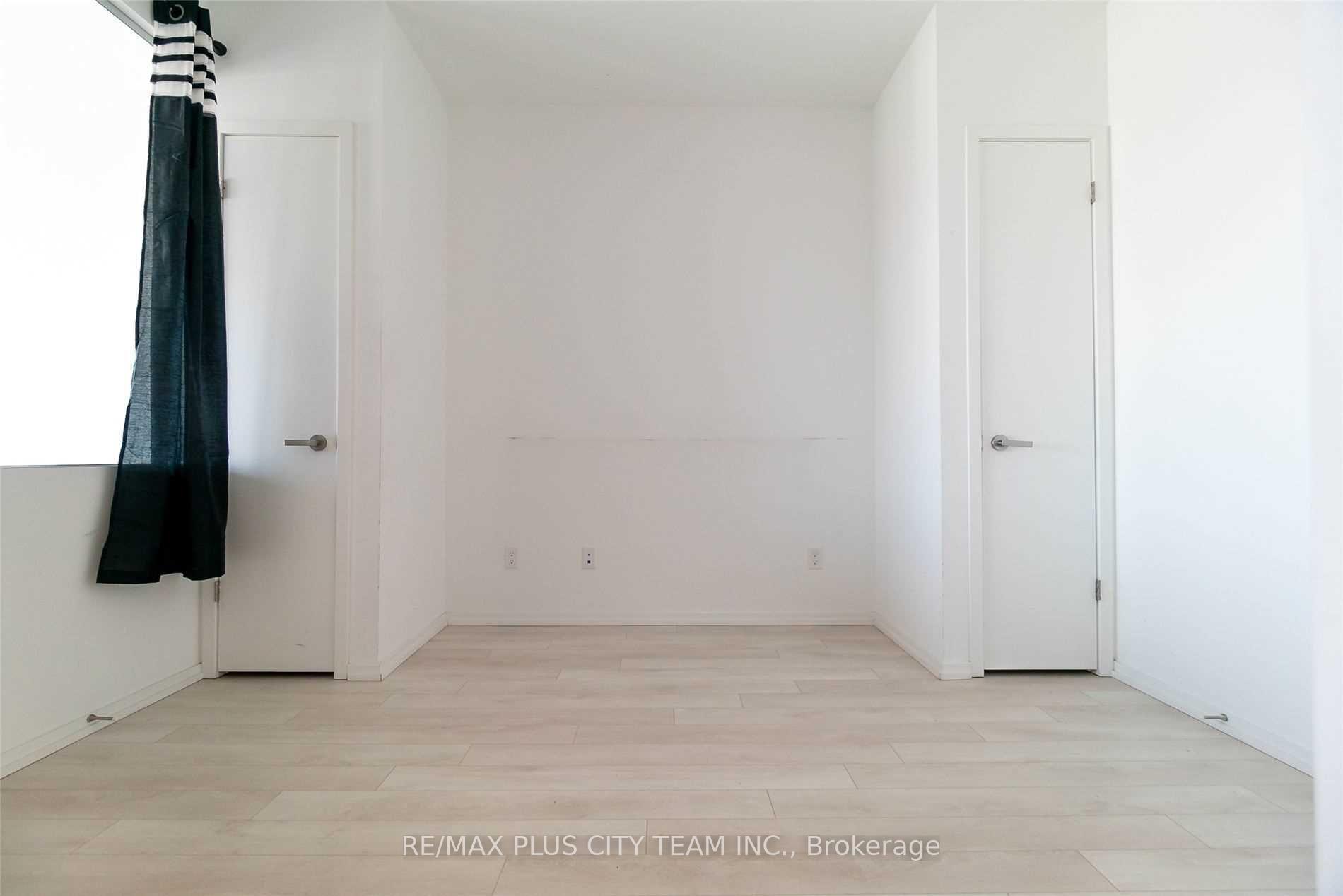 Photo 9 of Unit 2904, 197 Yonge Street, Toronto, Church-Yonge Corridor — HOMEH