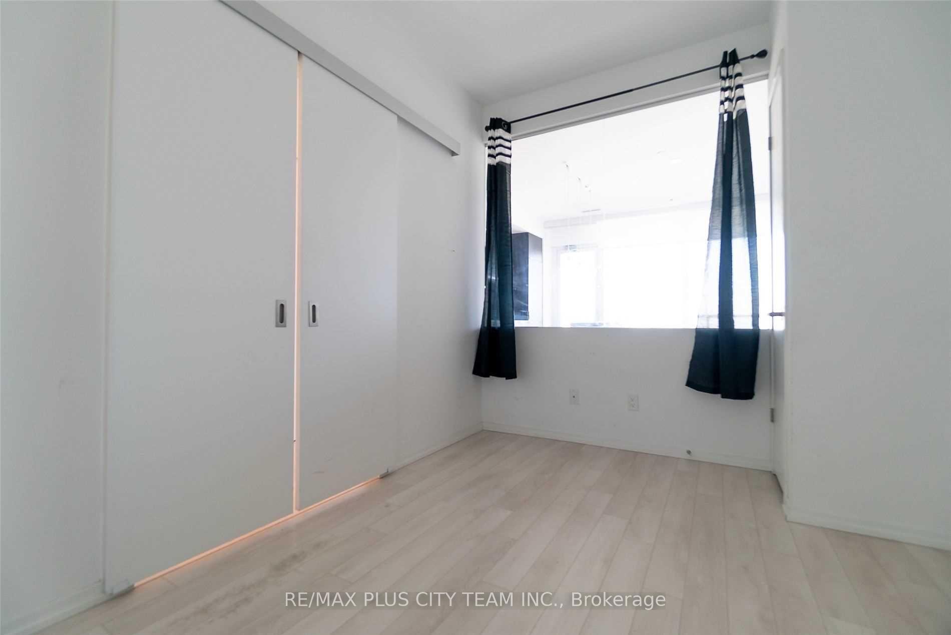 Photo 11 of Unit 2904, 197 Yonge Street, Toronto, Church-Yonge Corridor — HOMEH