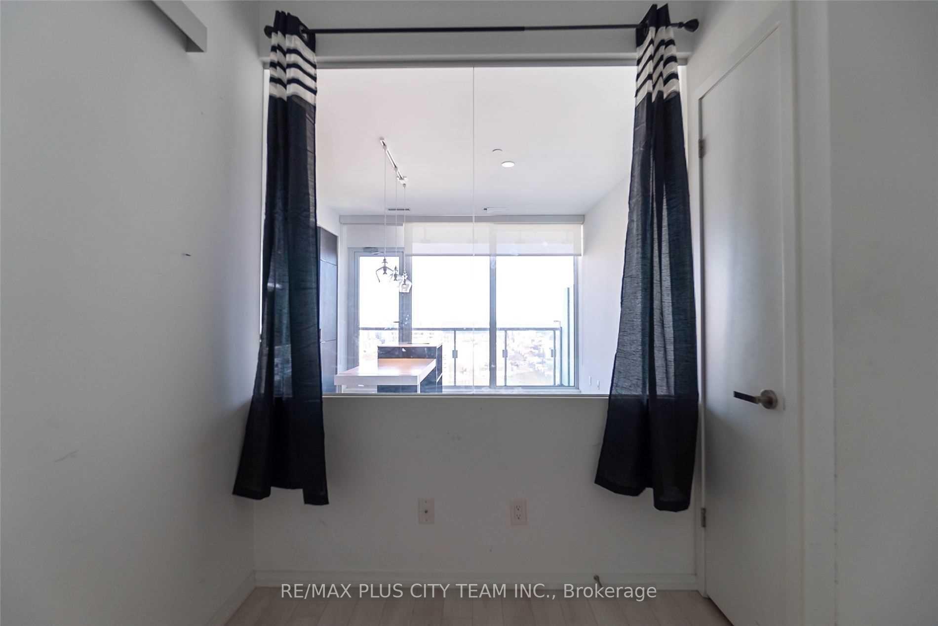 Photo 12 of Unit 2904, 197 Yonge Street, Toronto, Church-Yonge Corridor — HOMEH