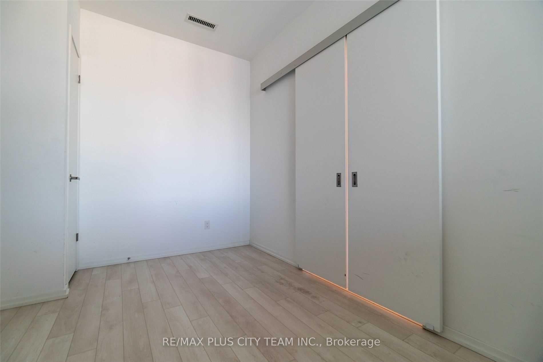 Photo 14 of Unit 2904, 197 Yonge Street, Toronto, Church-Yonge Corridor — HOMEH