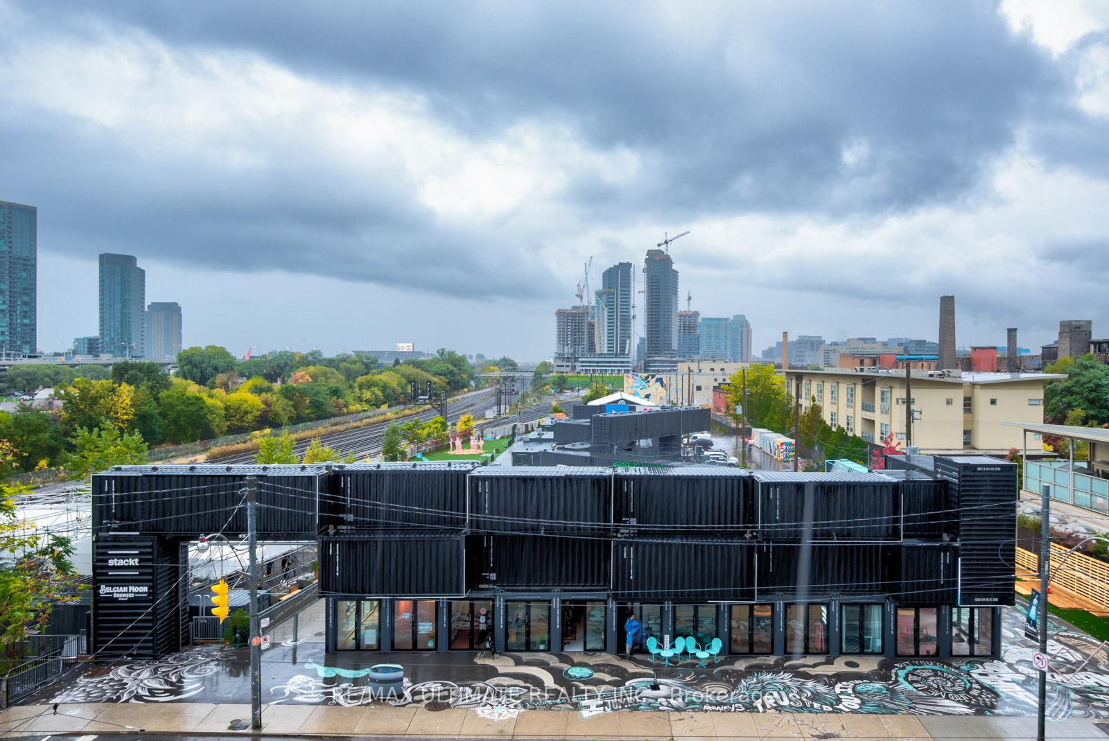 Photo 12 of Unit 308W, 27 Bathurst Street, Toronto, Waterfront Communities — HOMEH
