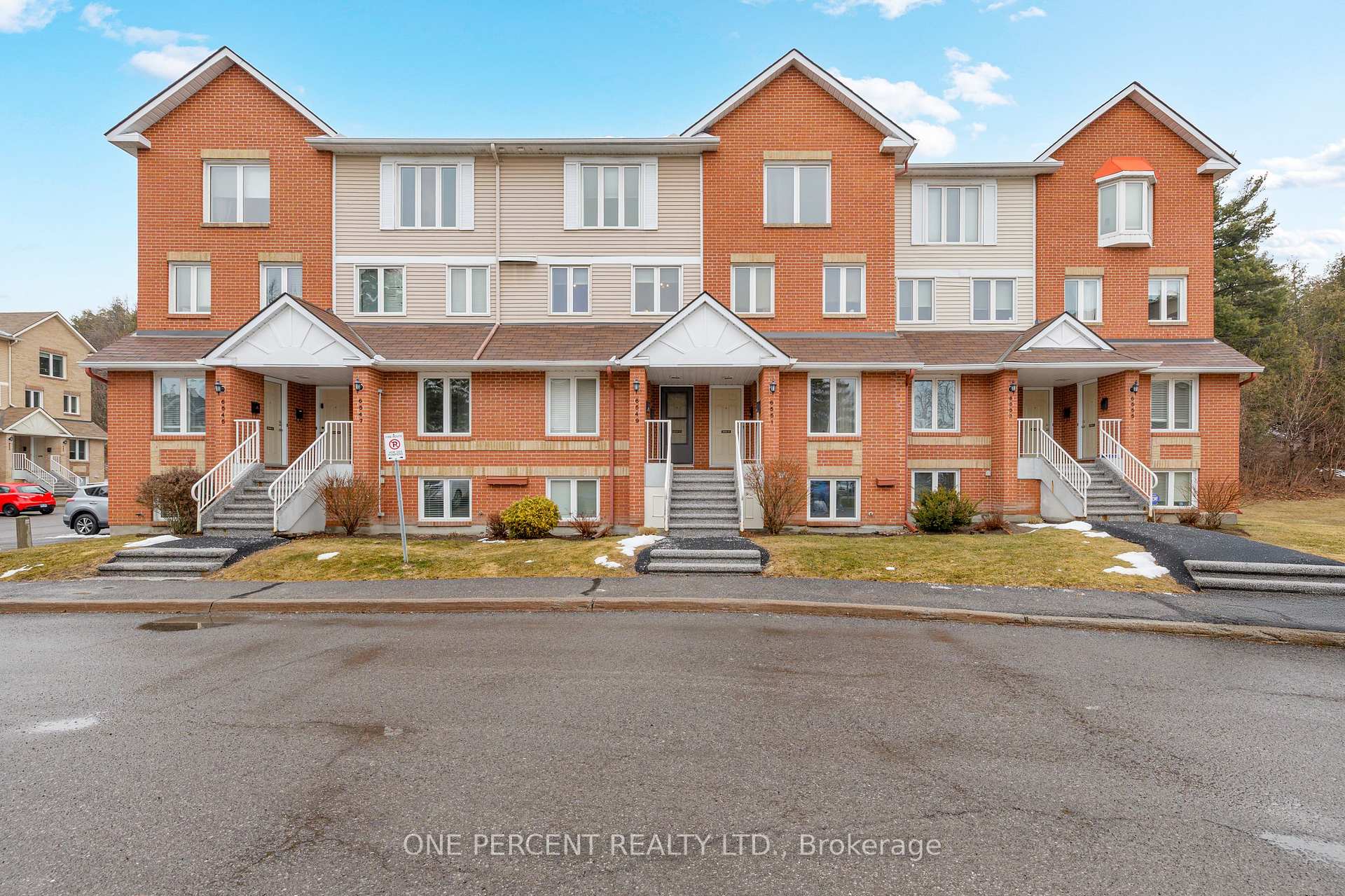 Front of Unit 6549B, 6549 Bilberry Drive