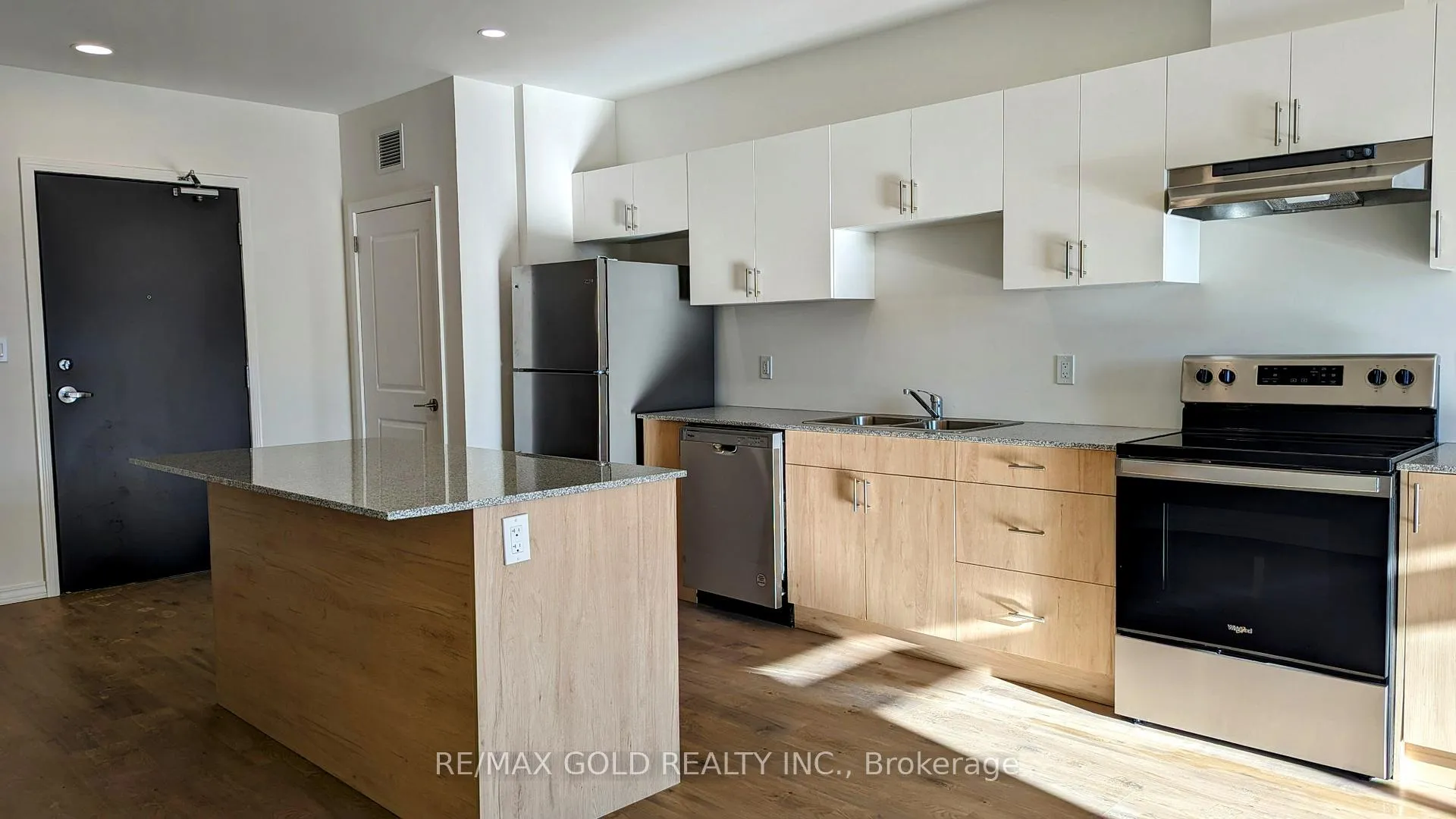 Photo 5 of Unit 307, 1098 Paisley Road, Guelph, Willow West/Sugarbush/West Acres — HOMEH