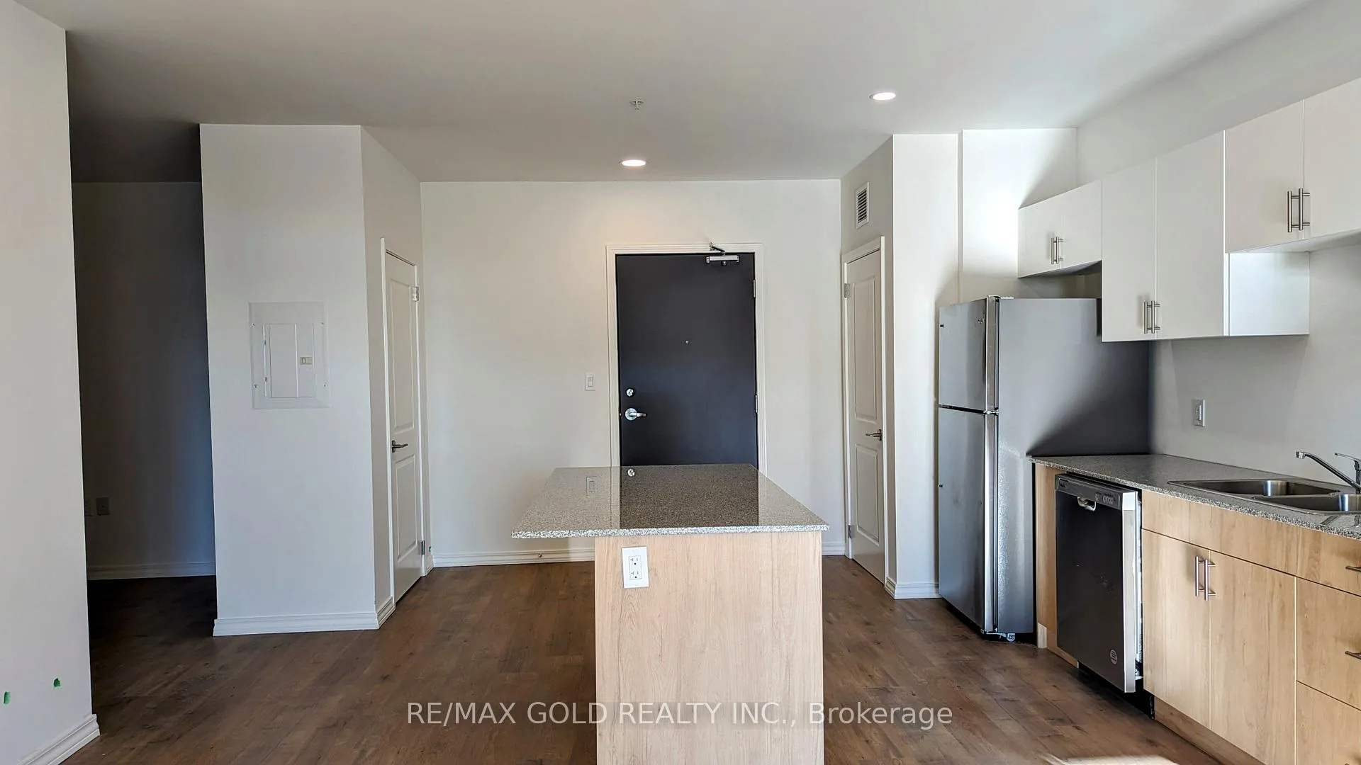 Photo 7 of Unit 307, 1098 Paisley Road, Guelph, Willow West/Sugarbush/West Acres — HOMEH