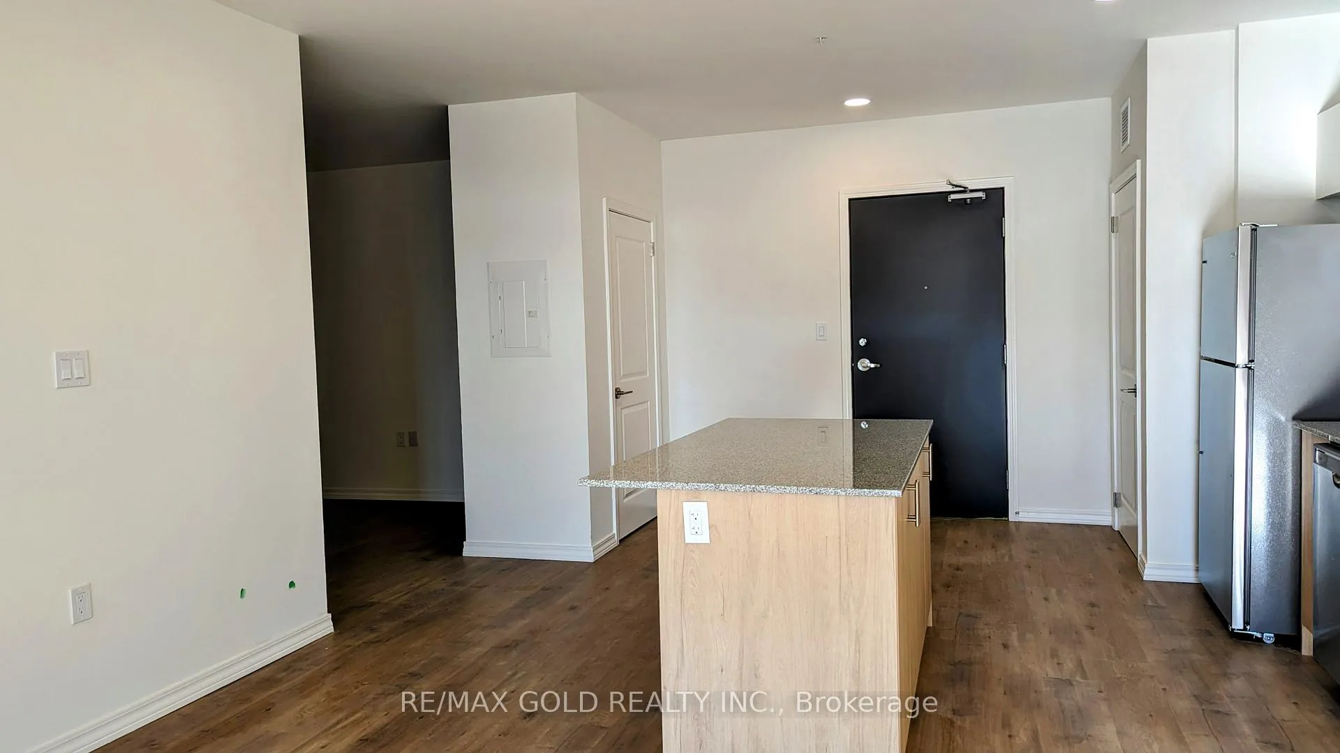 Photo 9 of Unit 307, 1098 Paisley Road, Guelph, Willow West/Sugarbush/West Acres — HOMEH