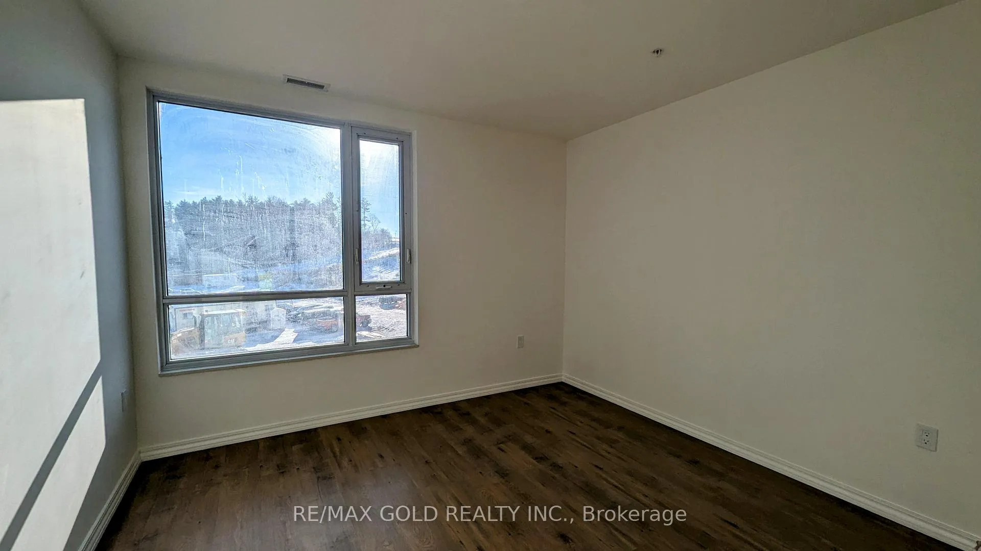Photo 10 of Unit 307, 1098 Paisley Road, Guelph, Willow West/Sugarbush/West Acres — HOMEH