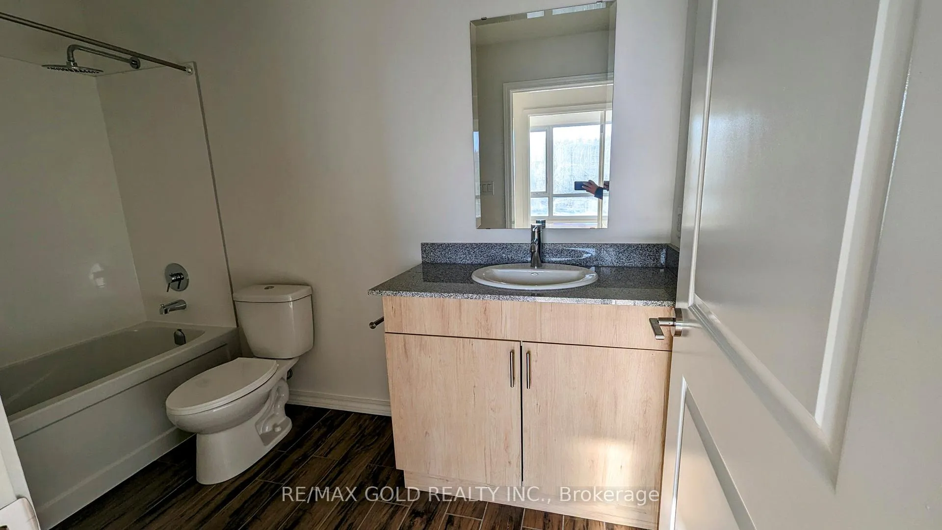 Photo 14 of Unit 307, 1098 Paisley Road, Guelph, Willow West/Sugarbush/West Acres — HOMEH