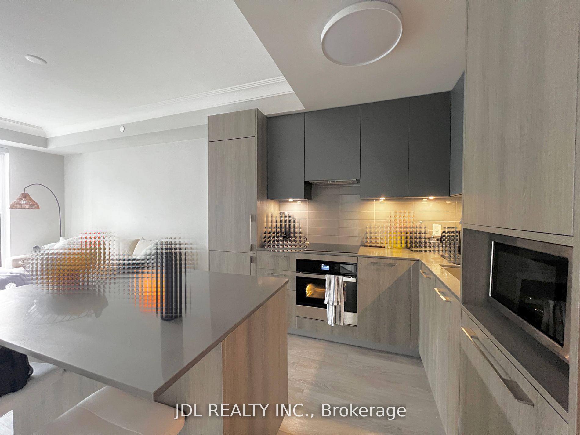 Photo 5 of Unit 511, 8 Water Walk Drive, Markham, Unionville — HOMEH
