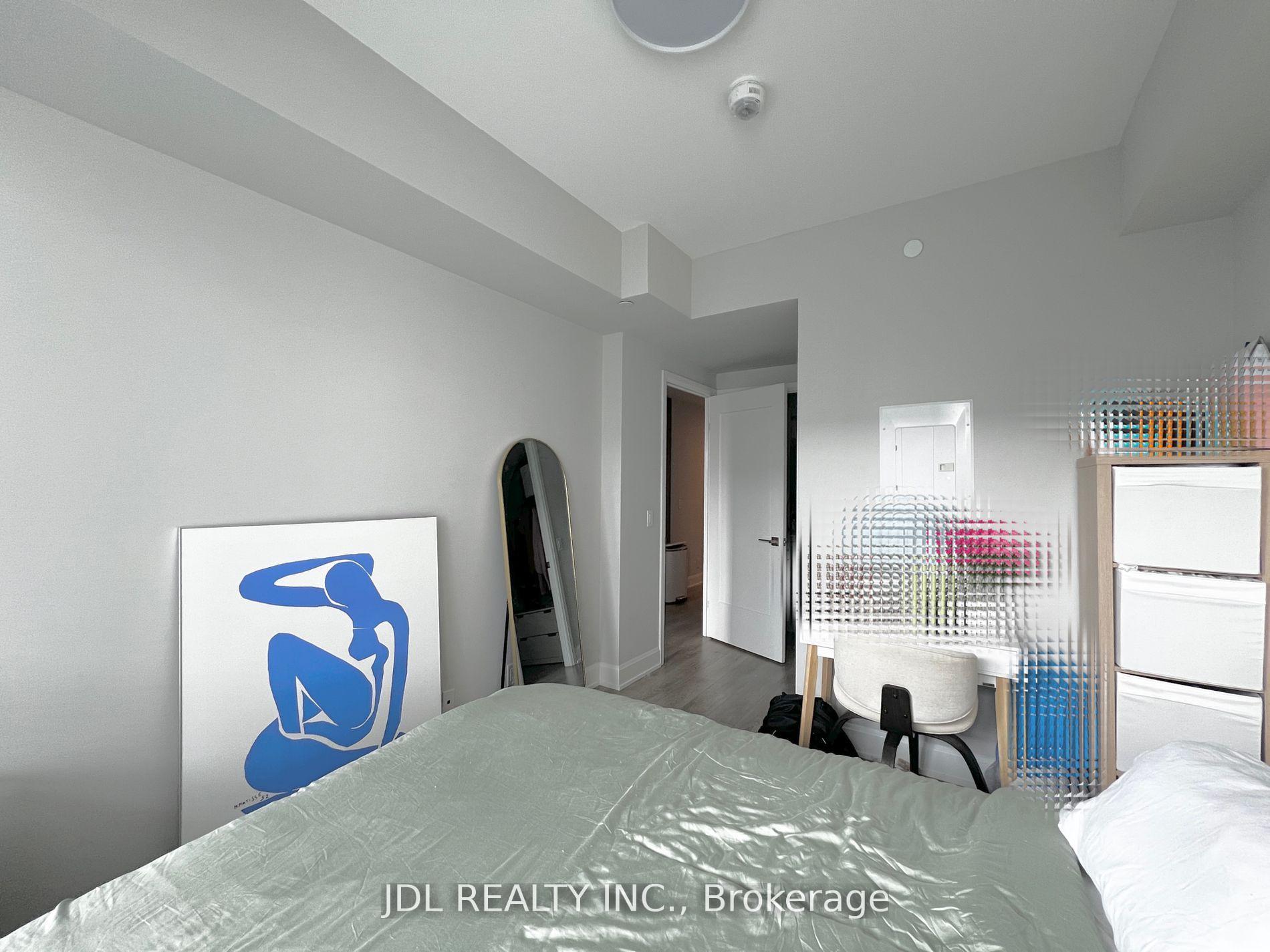 Photo 7 of Unit 511, 8 Water Walk Drive, Markham, Unionville — HOMEH