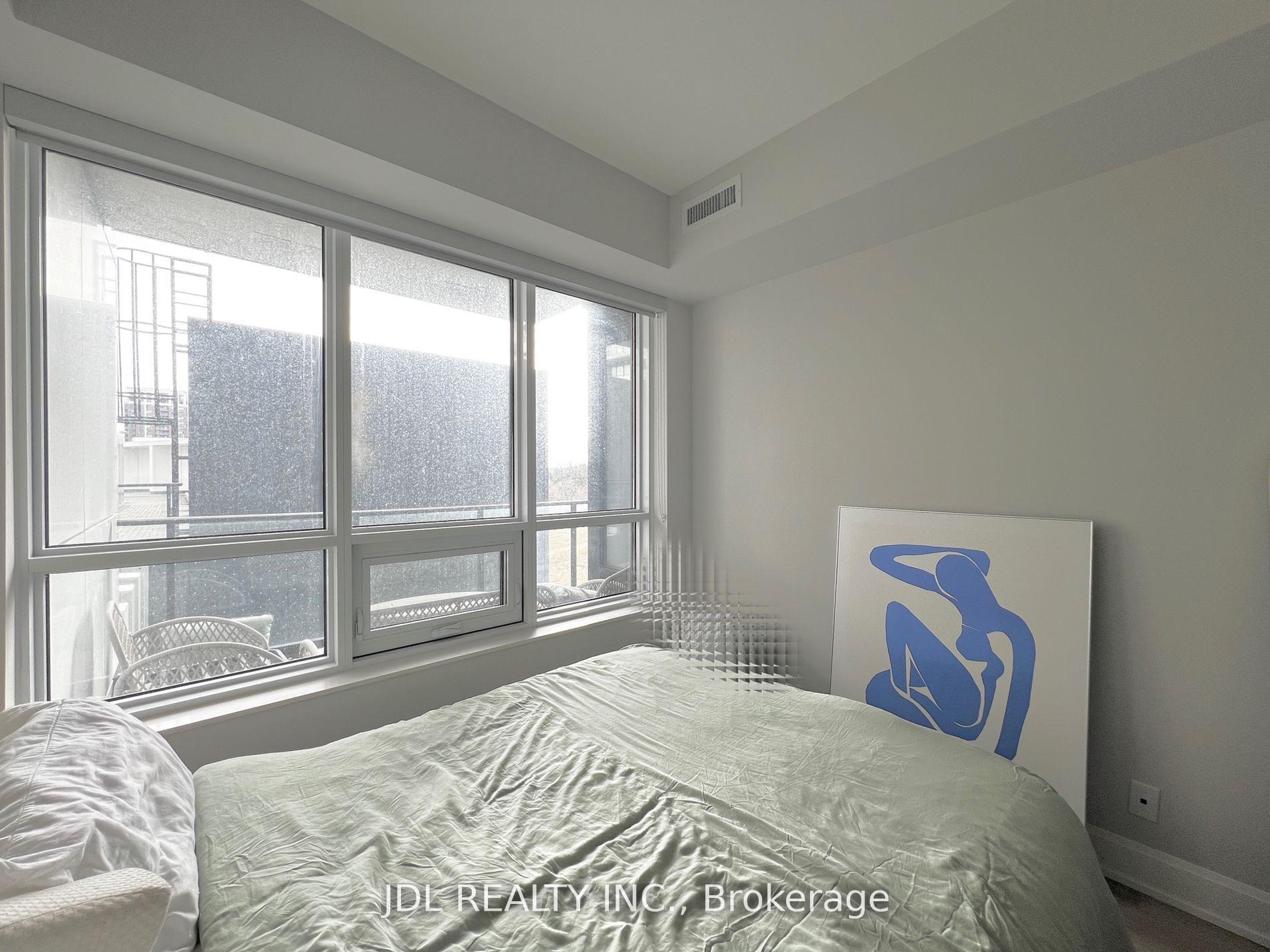 Photo 8 of Unit 511, 8 Water Walk Drive, Markham, Unionville — HOMEH