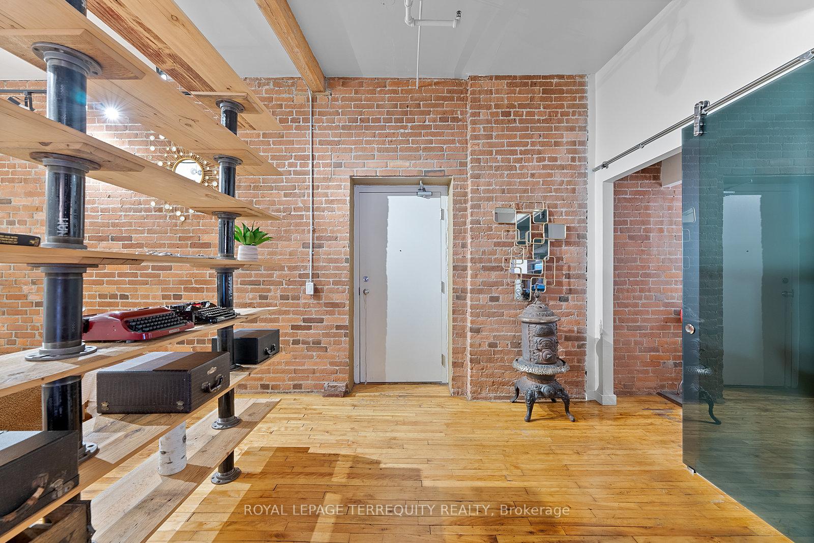 Photo 4 of Unit 603, 90 Sherbourne Street, Toronto, Moss Park — HOMEH