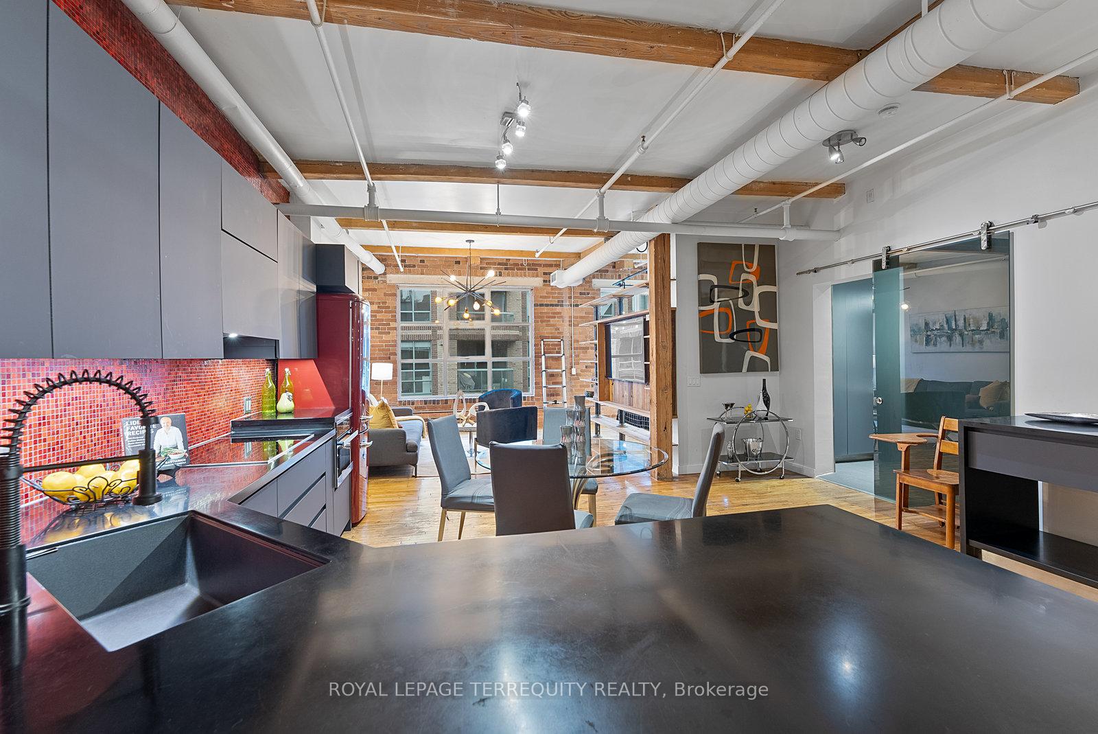 Photo 6 of Unit 603, 90 Sherbourne Street, Toronto, Moss Park — HOMEH