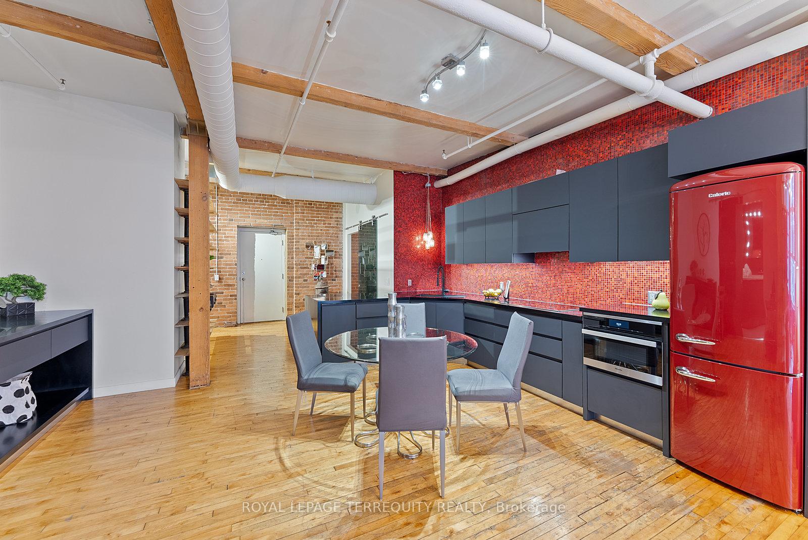 Photo 8 of Unit 603, 90 Sherbourne Street, Toronto, Moss Park — HOMEH