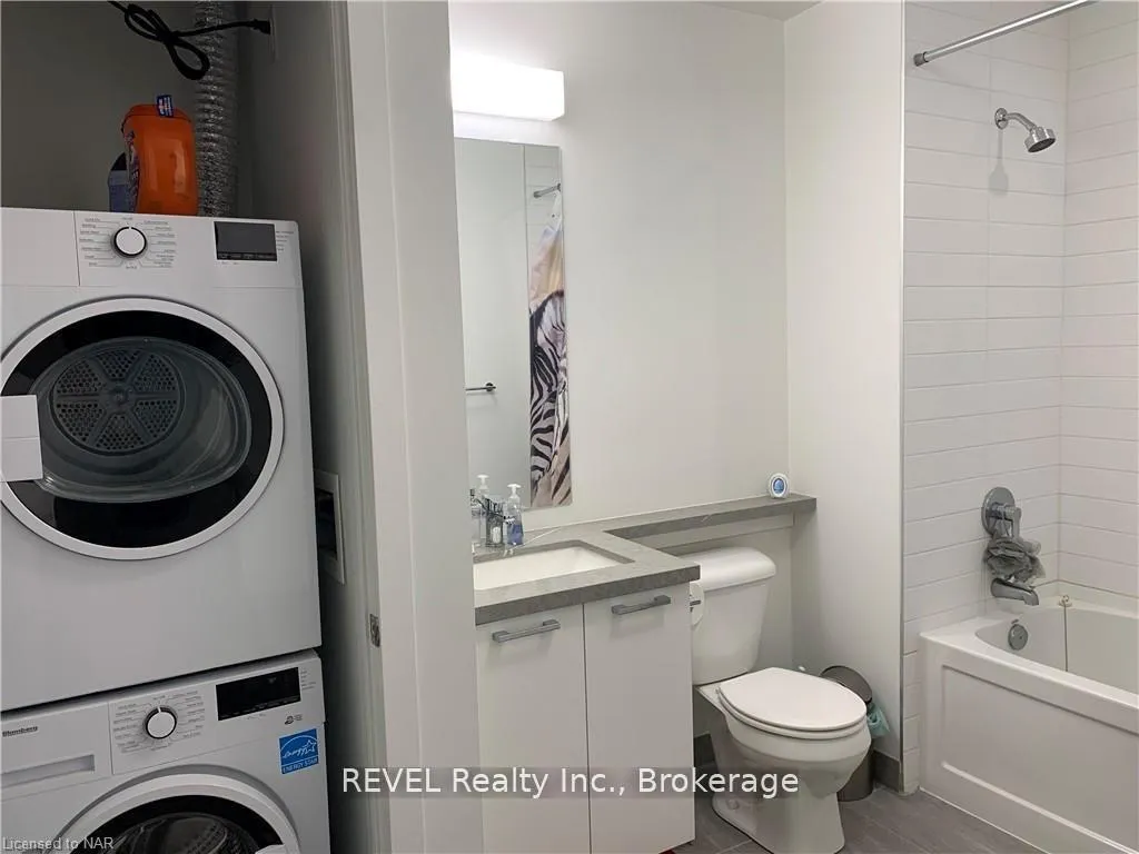 Photo 13 of Unit 407, 479 Charlton Avenue E, Hamilton, Stinson — HOMEH