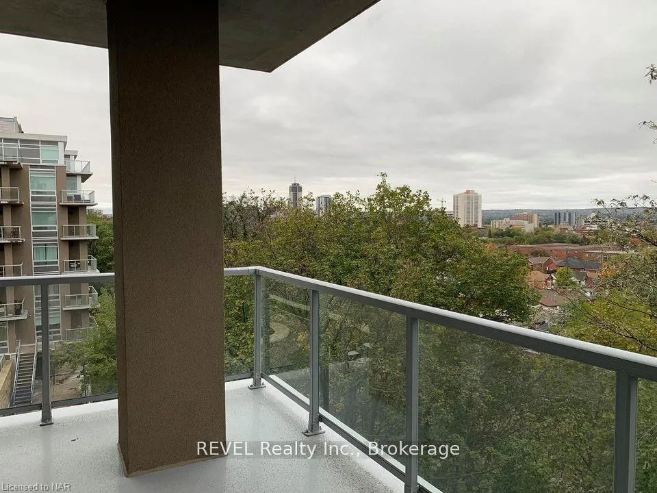 Photo 15 of Unit 407, 479 Charlton Avenue E, Hamilton, Stinson — HOMEH