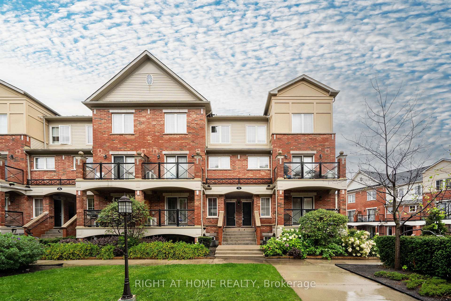 Front of Unit 3, 47 Hays Boulevard