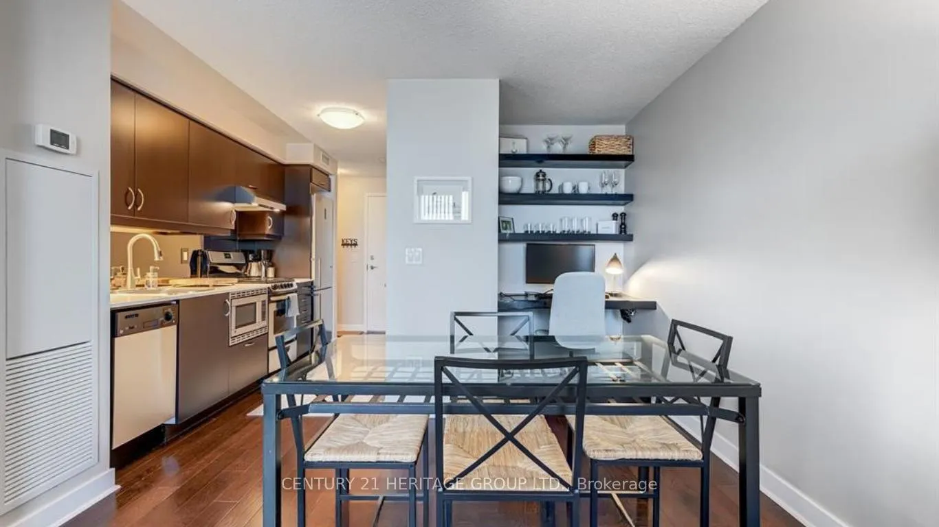 Photo 4 of Unit 1516, 320 Richmond Street E, Toronto, Moss Park — HOMEH