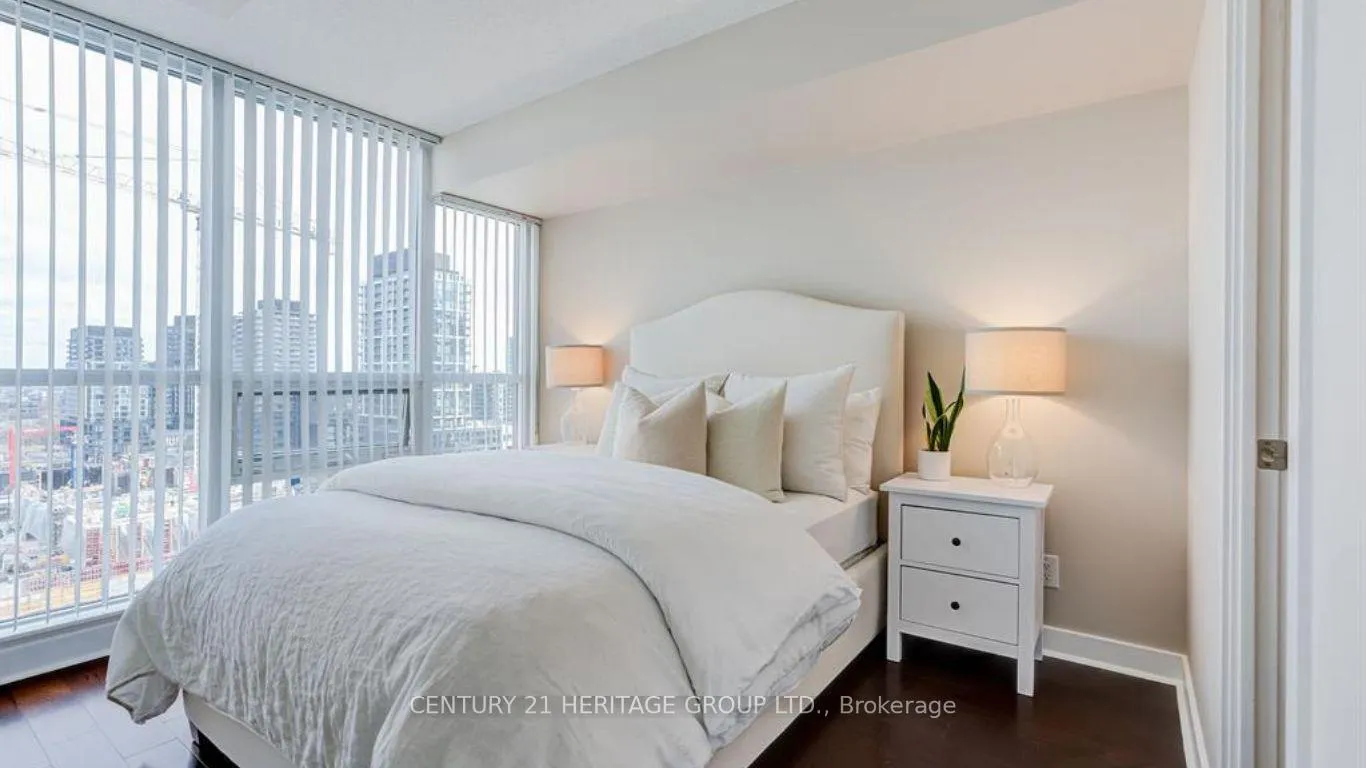 Photo 6 of Unit 1516, 320 Richmond Street E, Toronto, Moss Park — HOMEH