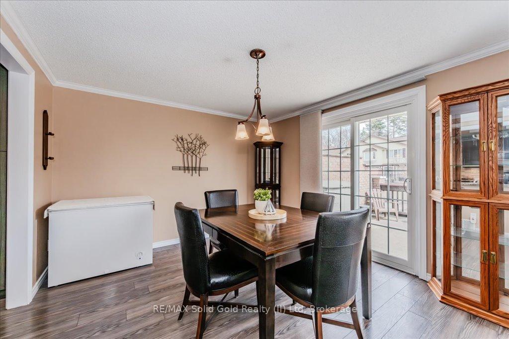 Photo 12 of Unit 1, 220 Kingswood Drive, Kitchener — HOMEH