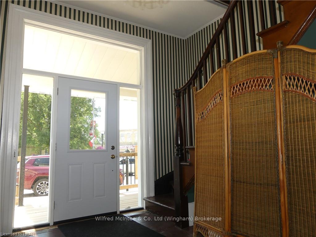 Photo 2 of 9 Rattenbury Street, Central Huron, Clinton — HOMEH