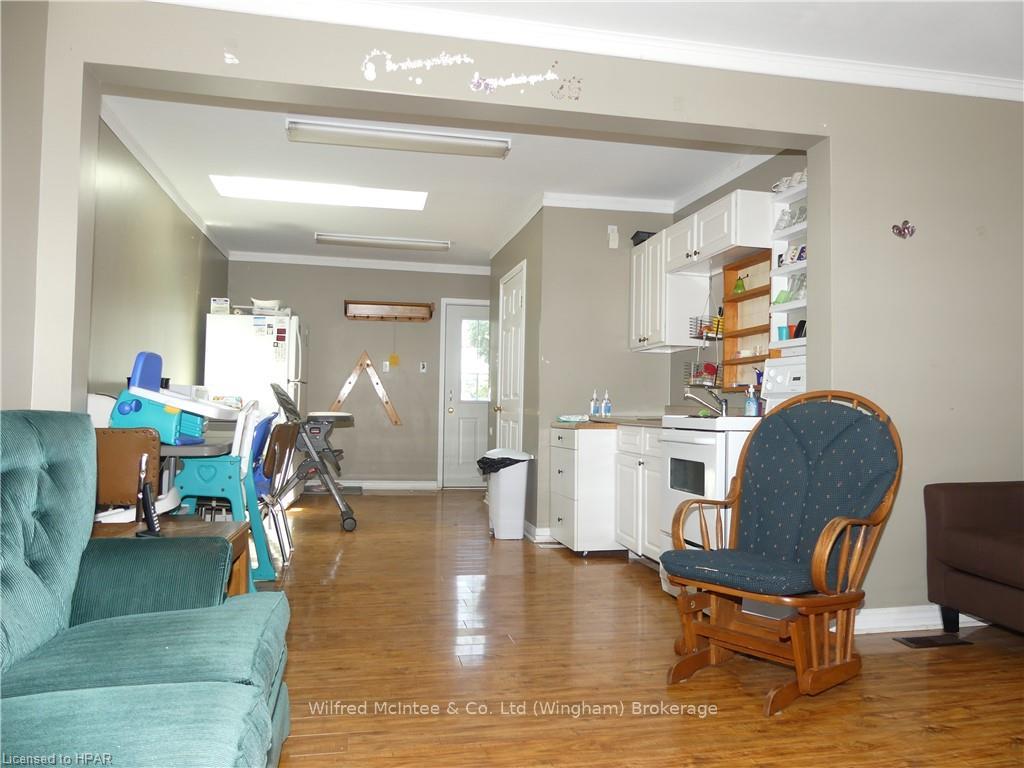 Photo 27 of 9 Rattenbury Street, Central Huron, Clinton — HOMEH