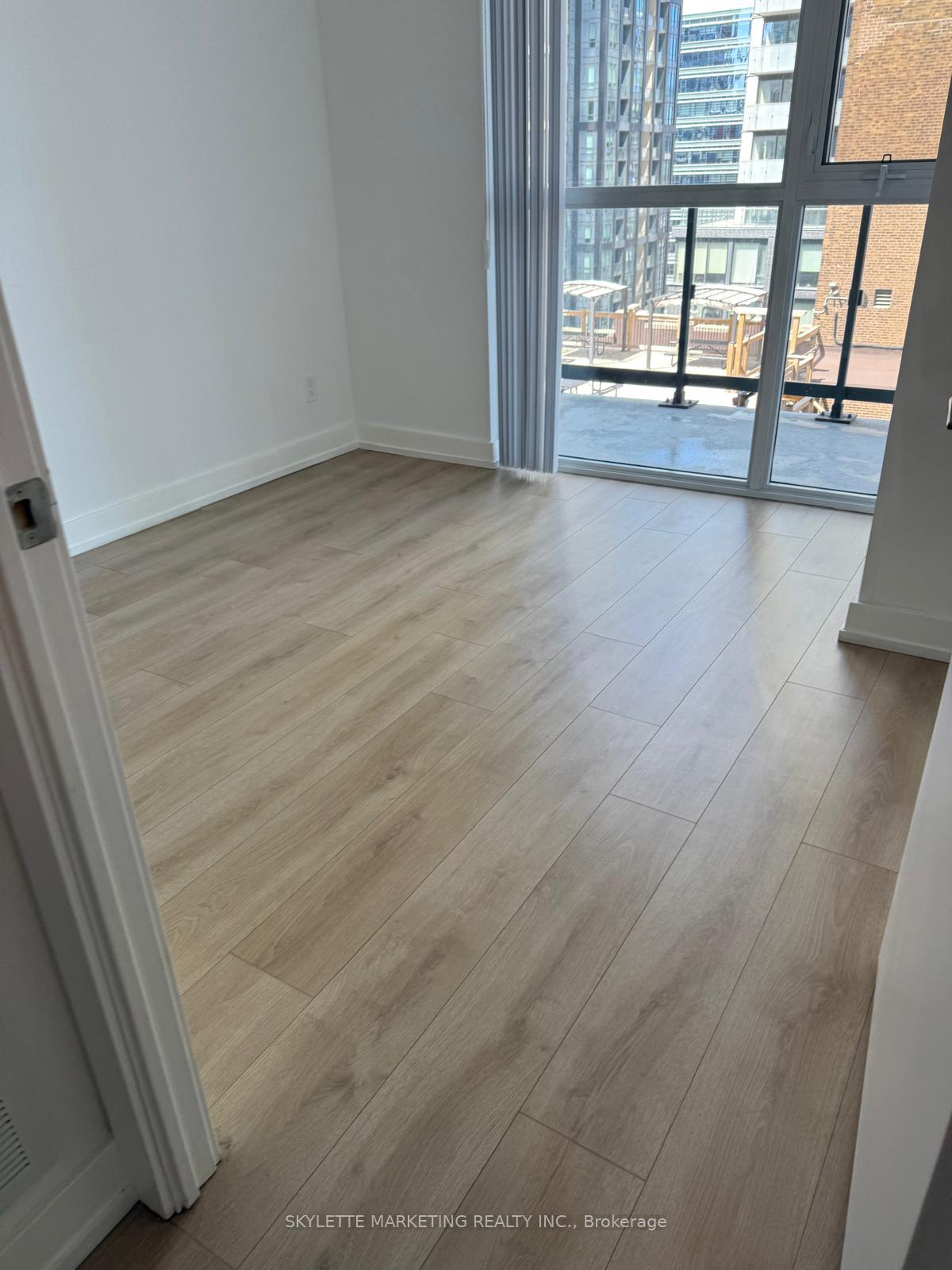Photo 3 of Unit 1510, 87 Peter Street W, Toronto, Waterfront Communities — HOMEH