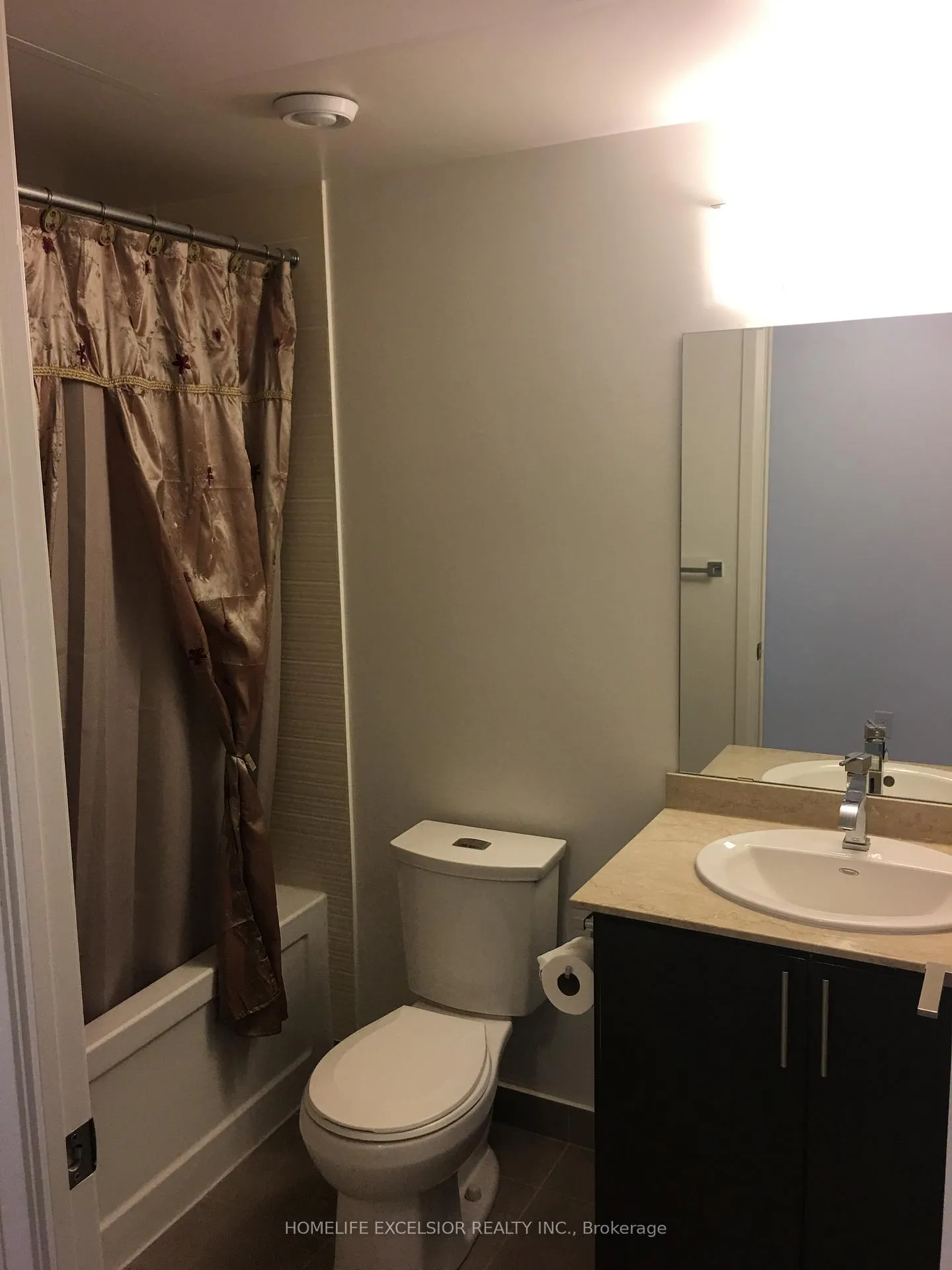 Photo 10 of Unit 1001, 7171 Yonge Street, Markham, Grandview — HOMEH