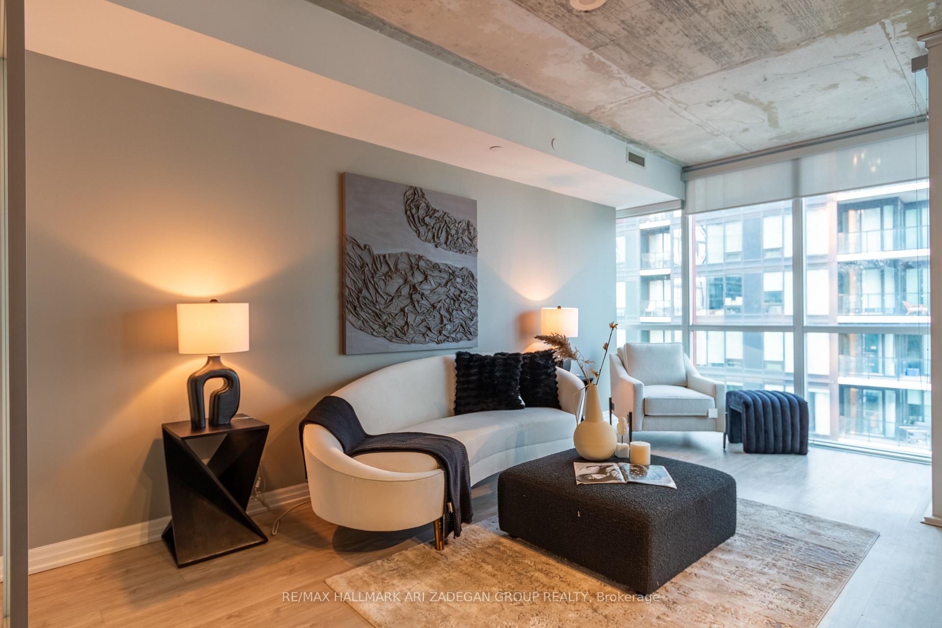 Photo 8 of Unit 2503, 88 Blue Jays Way, Toronto, Waterfront Communities — HOMEH