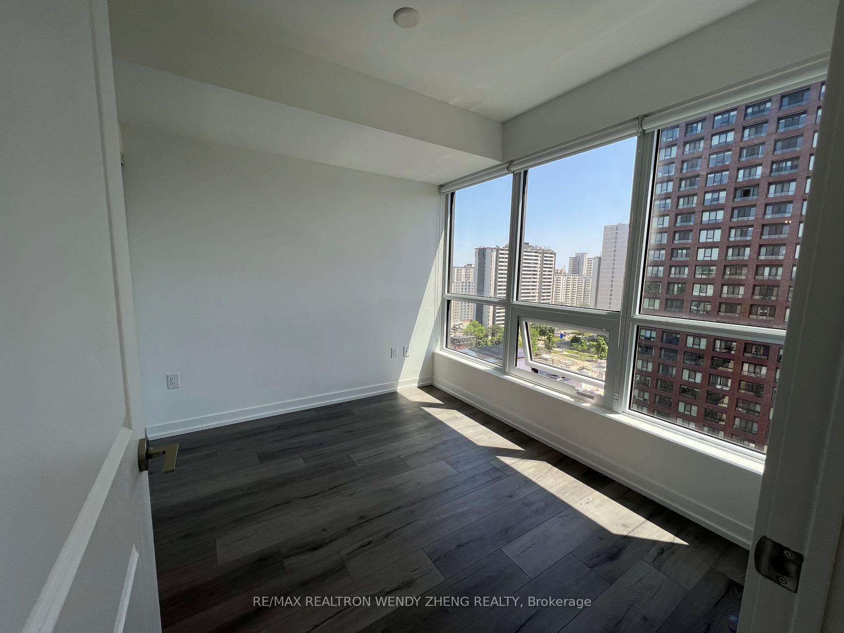 Photo 8 of Unit 1302, 395 Bloor Street E, Toronto, North St. James Town — HOMEH