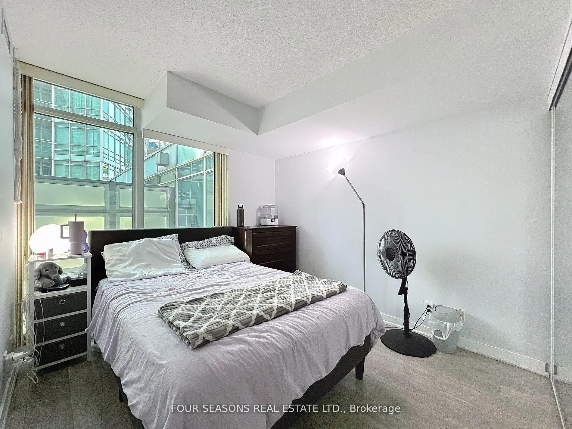 Photo 10 of Unit 310, 381 Front Street W, Toronto, Waterfront Communities — HOMEH