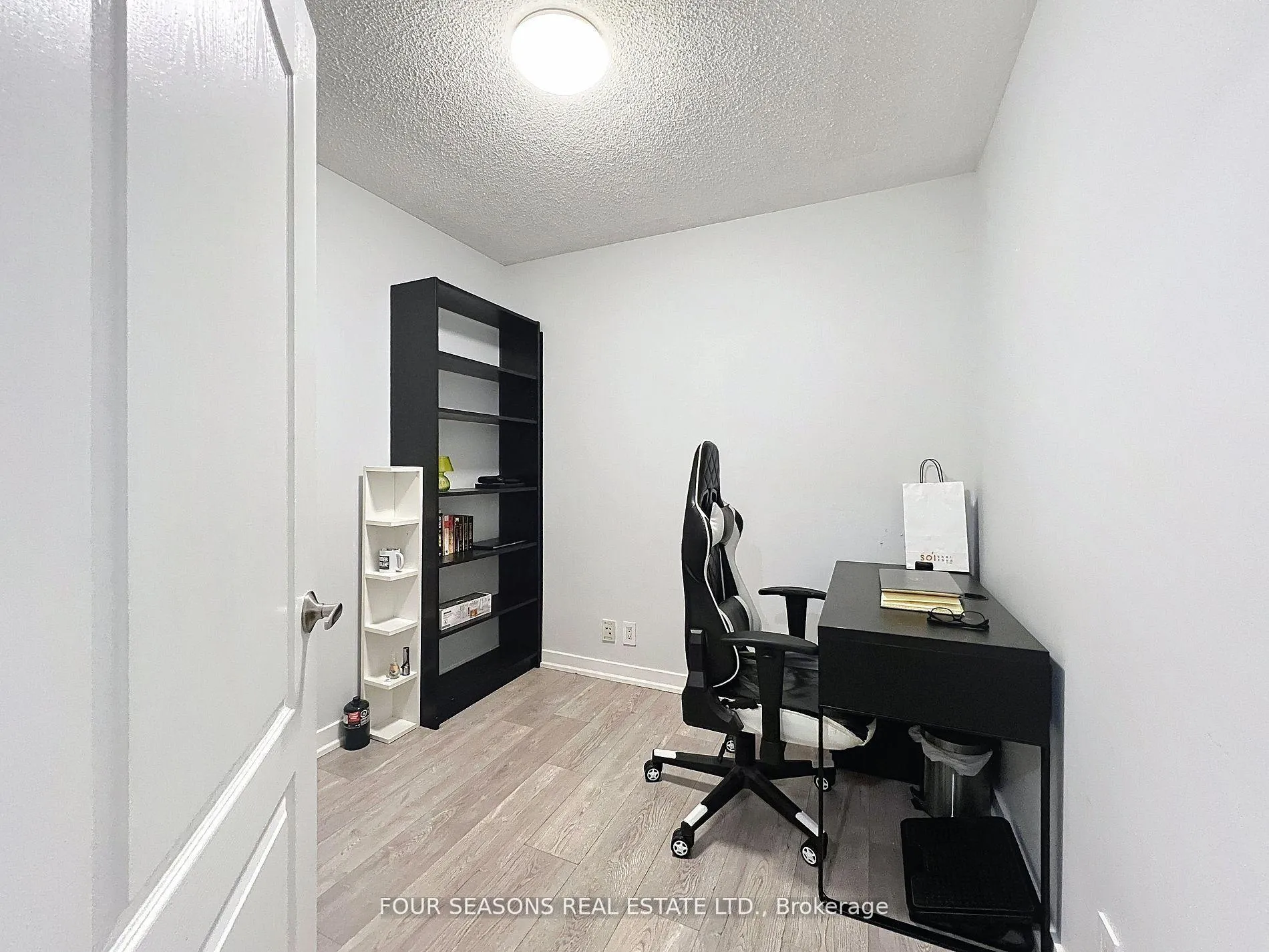 Photo 13 of Unit 310, 381 Front Street W, Toronto, Waterfront Communities — HOMEH