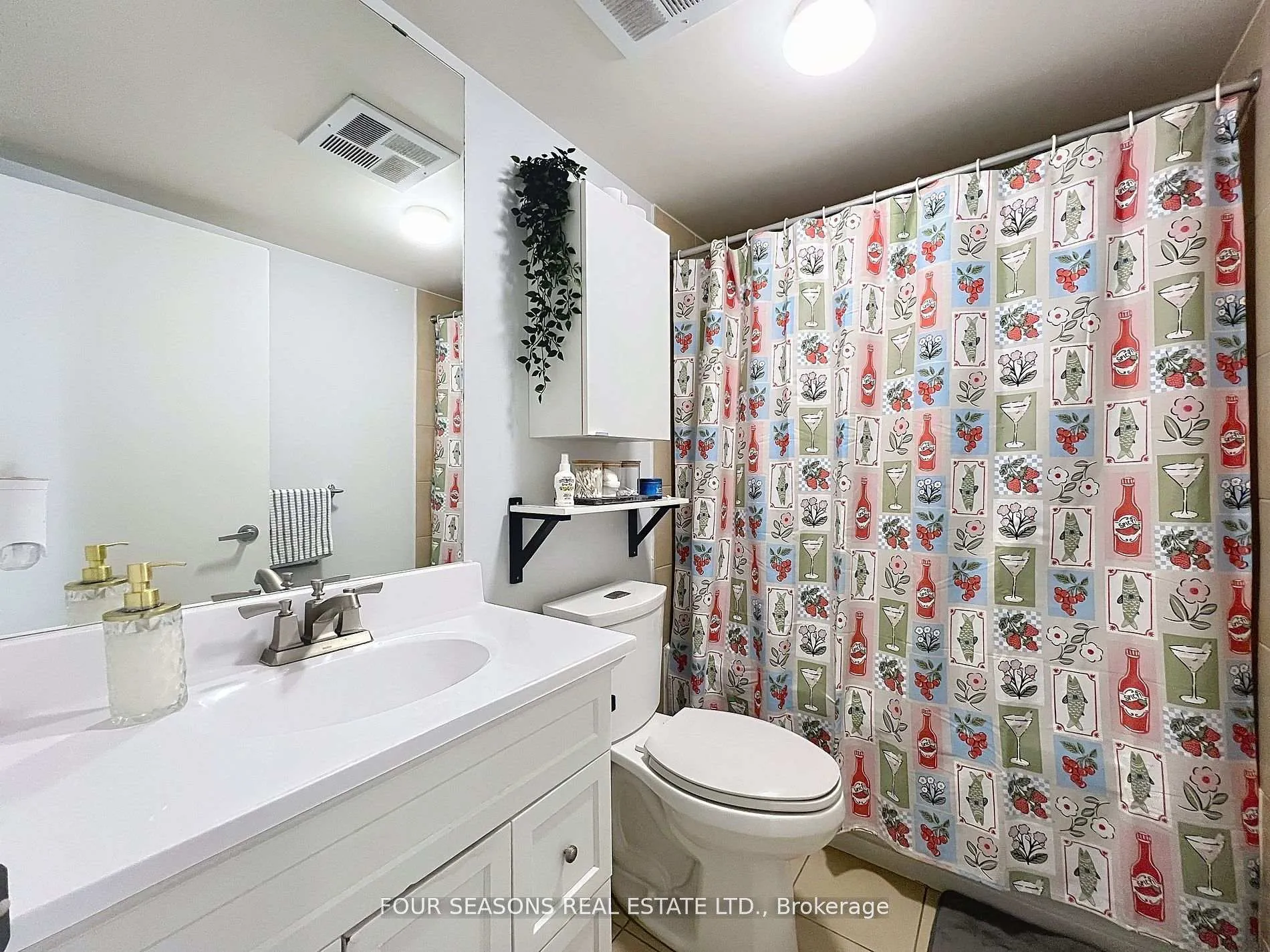 Photo 18 of Unit 310, 381 Front Street W, Toronto, Waterfront Communities — HOMEH