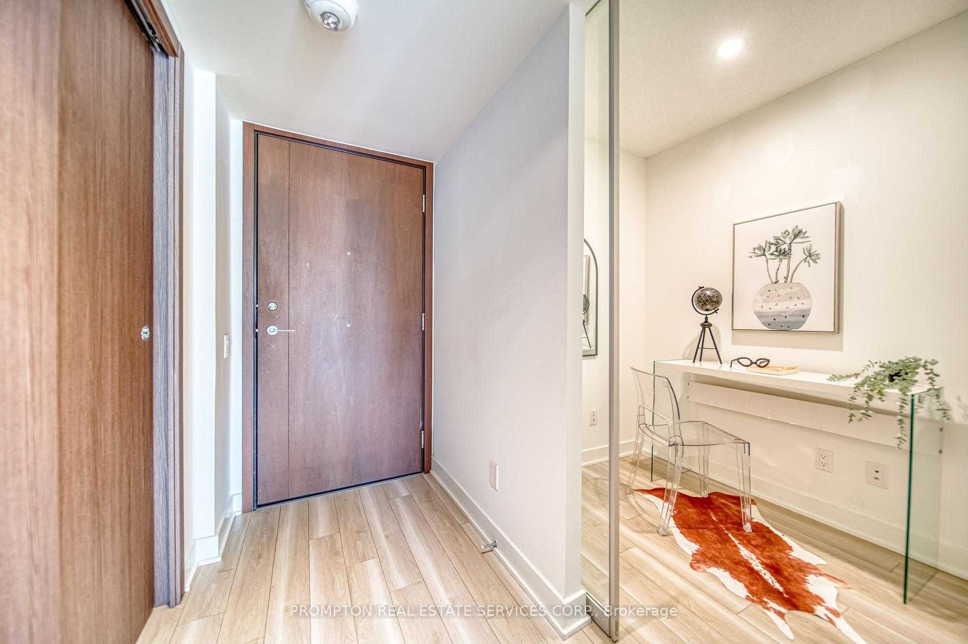 Photo 2 of Unit 612, 17 Bathurst Street, Toronto, Waterfront Communities — HOMEH