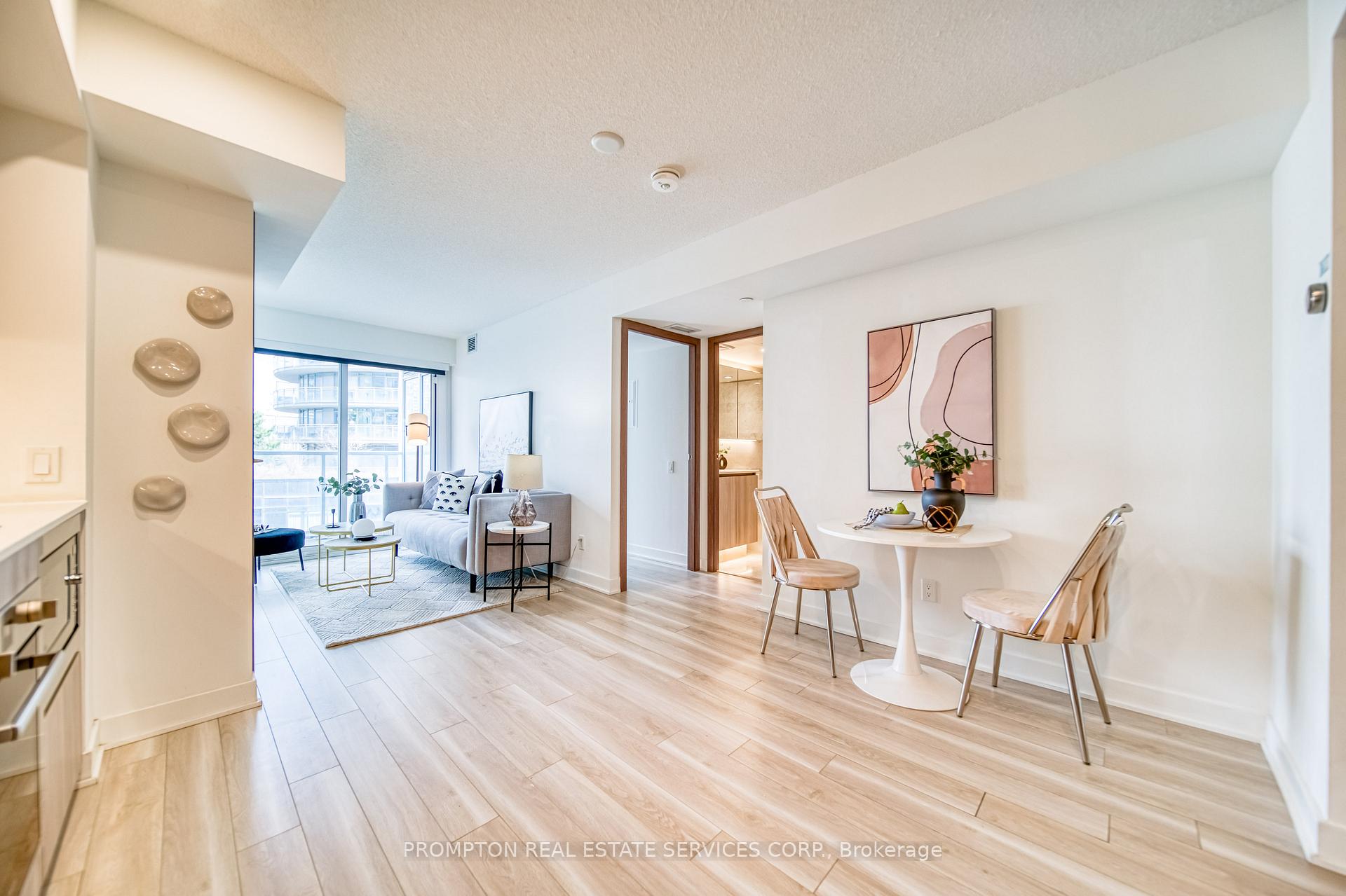 Photo 6 of Unit 612, 17 Bathurst Street, Toronto, Waterfront Communities — HOMEH