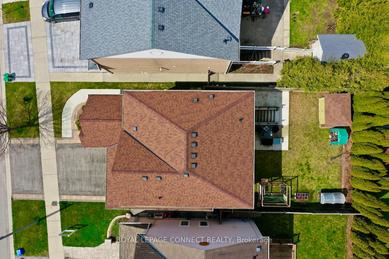 Photo 38 of 4 Ryder Crescent, Ajax, Northeast Ajax — HOMEH