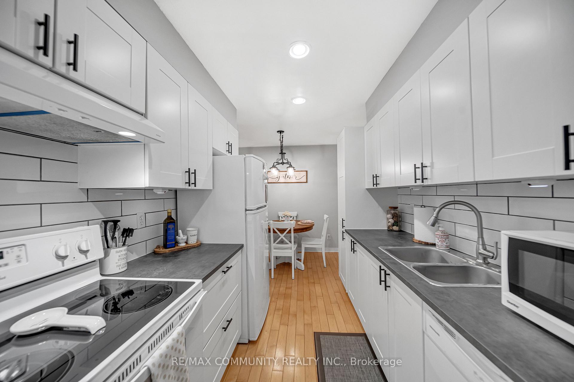Photo 13 of Unit E8, 221 Ormond Drive, Oshawa, Samac — HOMEH