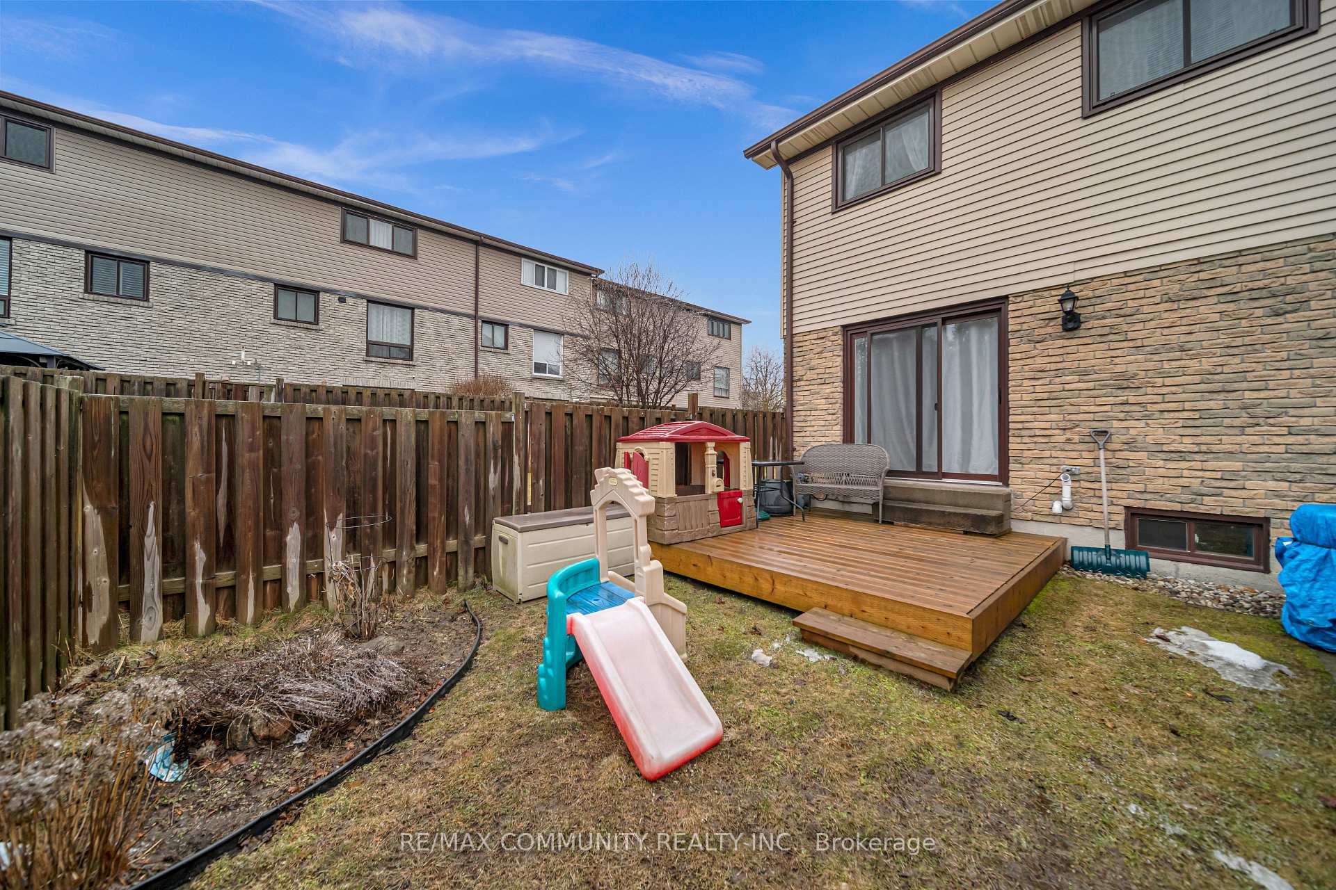 Photo 32 of Unit E8, 221 Ormond Drive, Oshawa, Samac — HOMEH