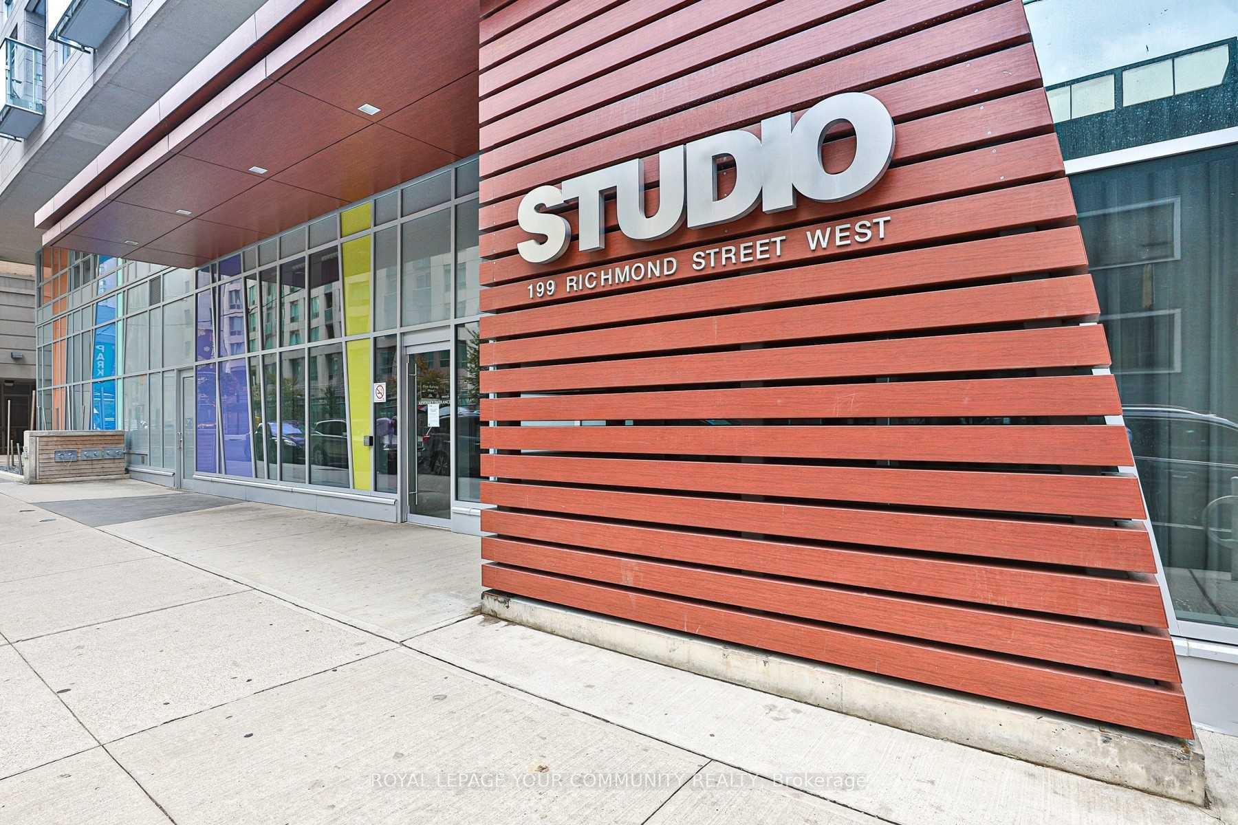 Front of Unit 2308, 199 Richmond Street W